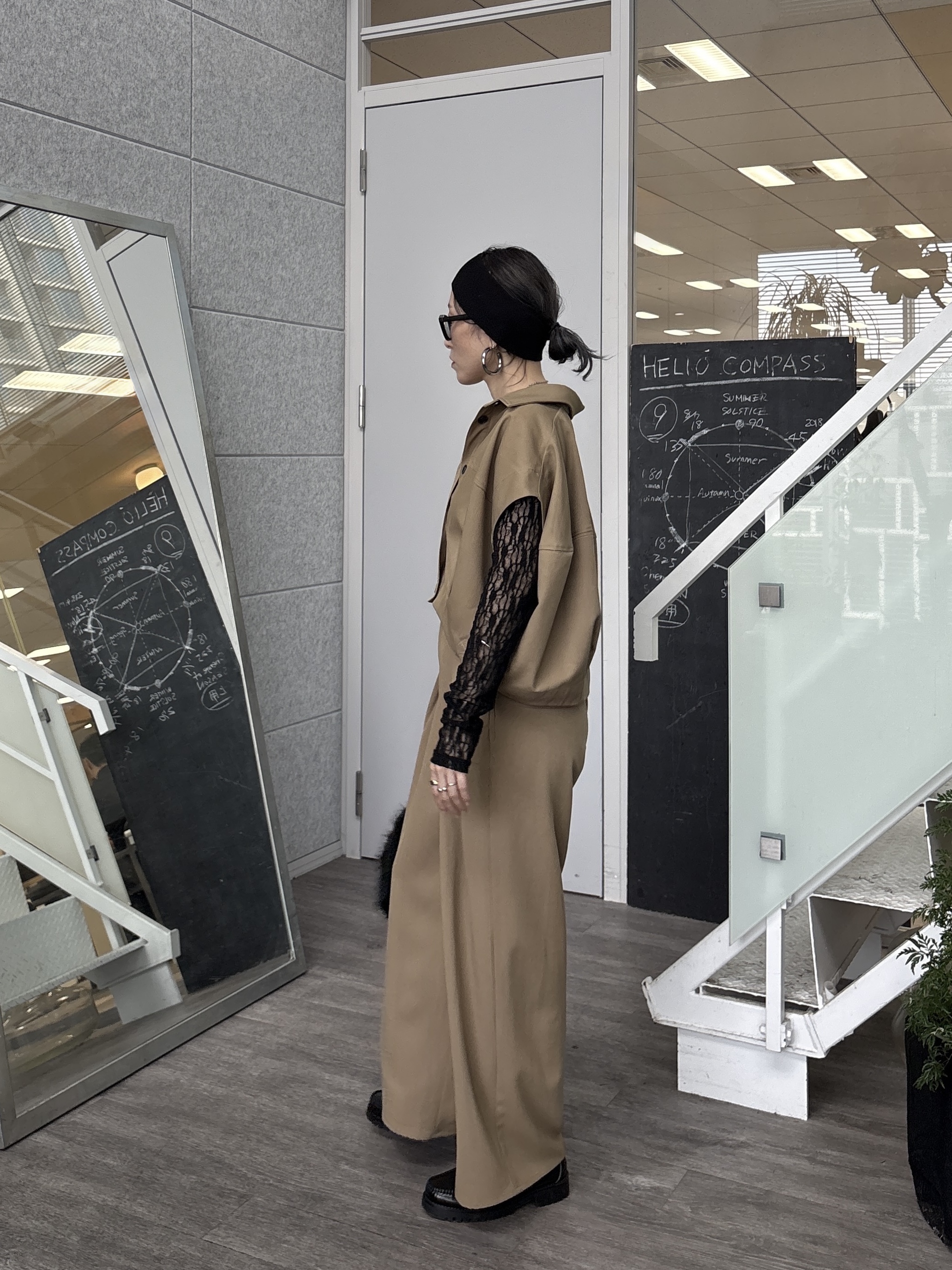 kotakiさんの「INDIVI｜スリーブレスコクーンシャツ【セットアップ可能】」を使ったコーディネート