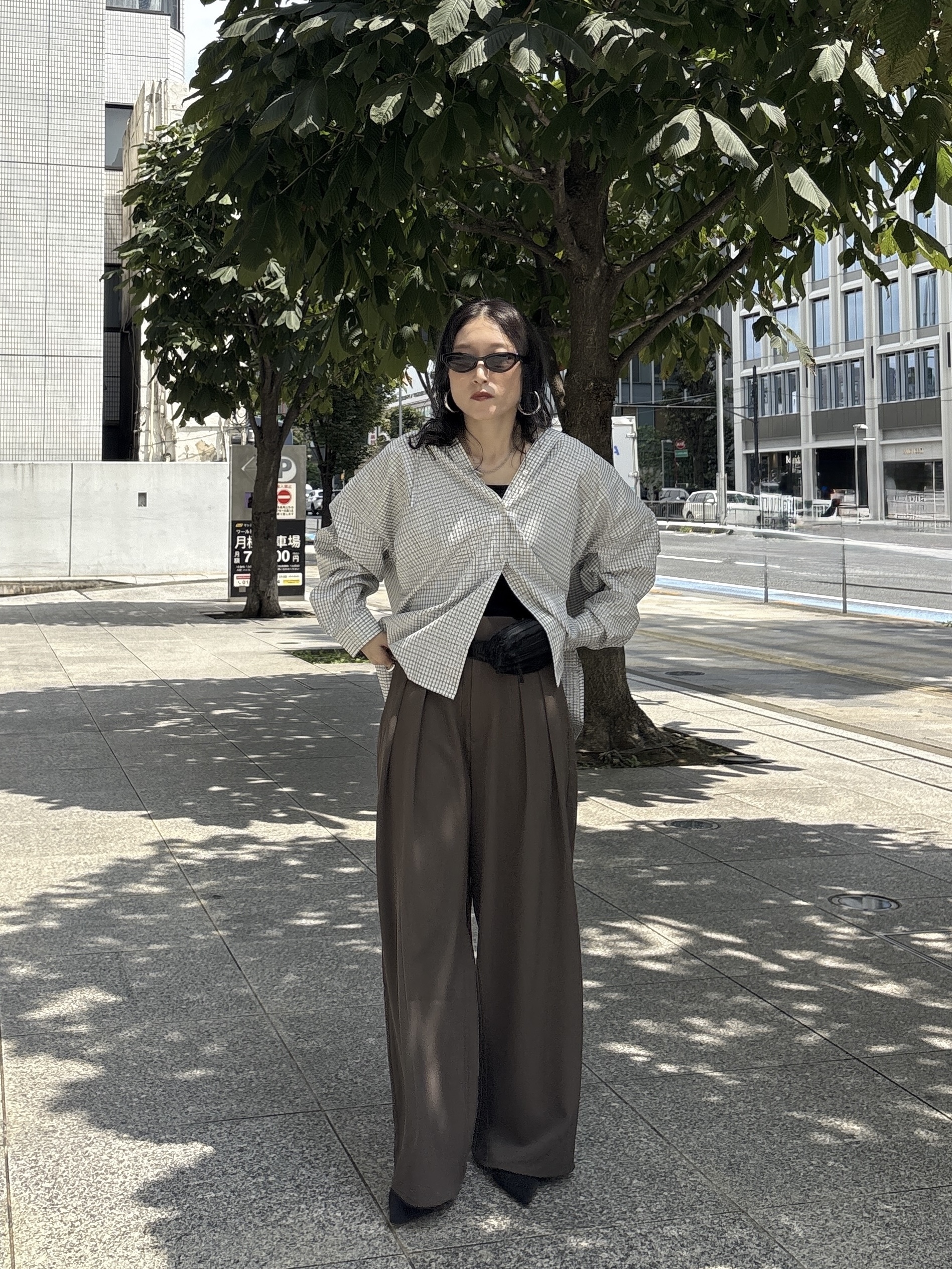 kotakiさんの「INDIVI｜チェックフーディオーバーシャツ」を使ったコーディネート
