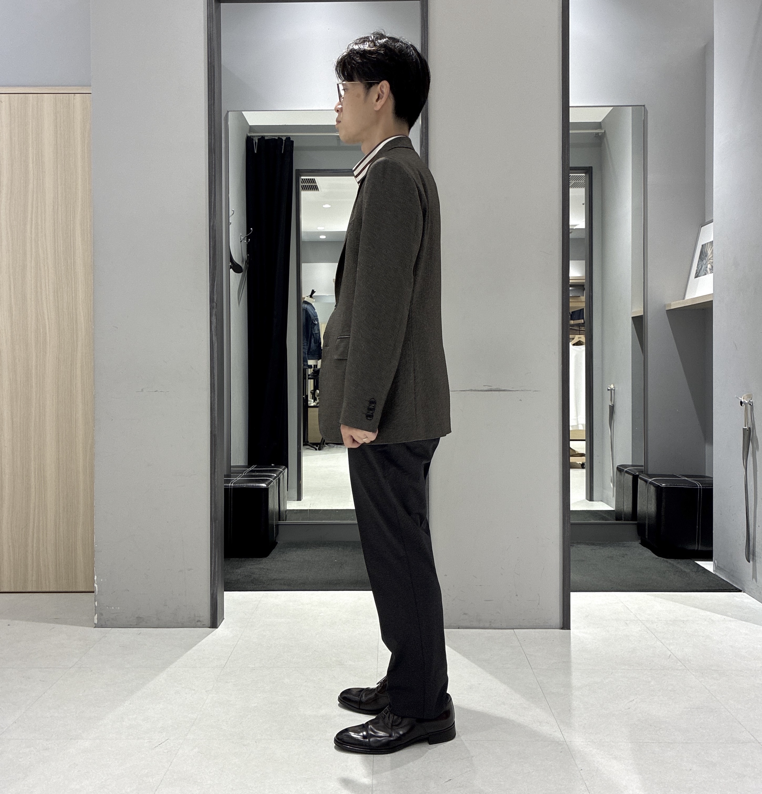 わいずみさんの「TAKEO KIKUCHI｜ウールライクキャットフット ジャケット」を使ったコーディネート