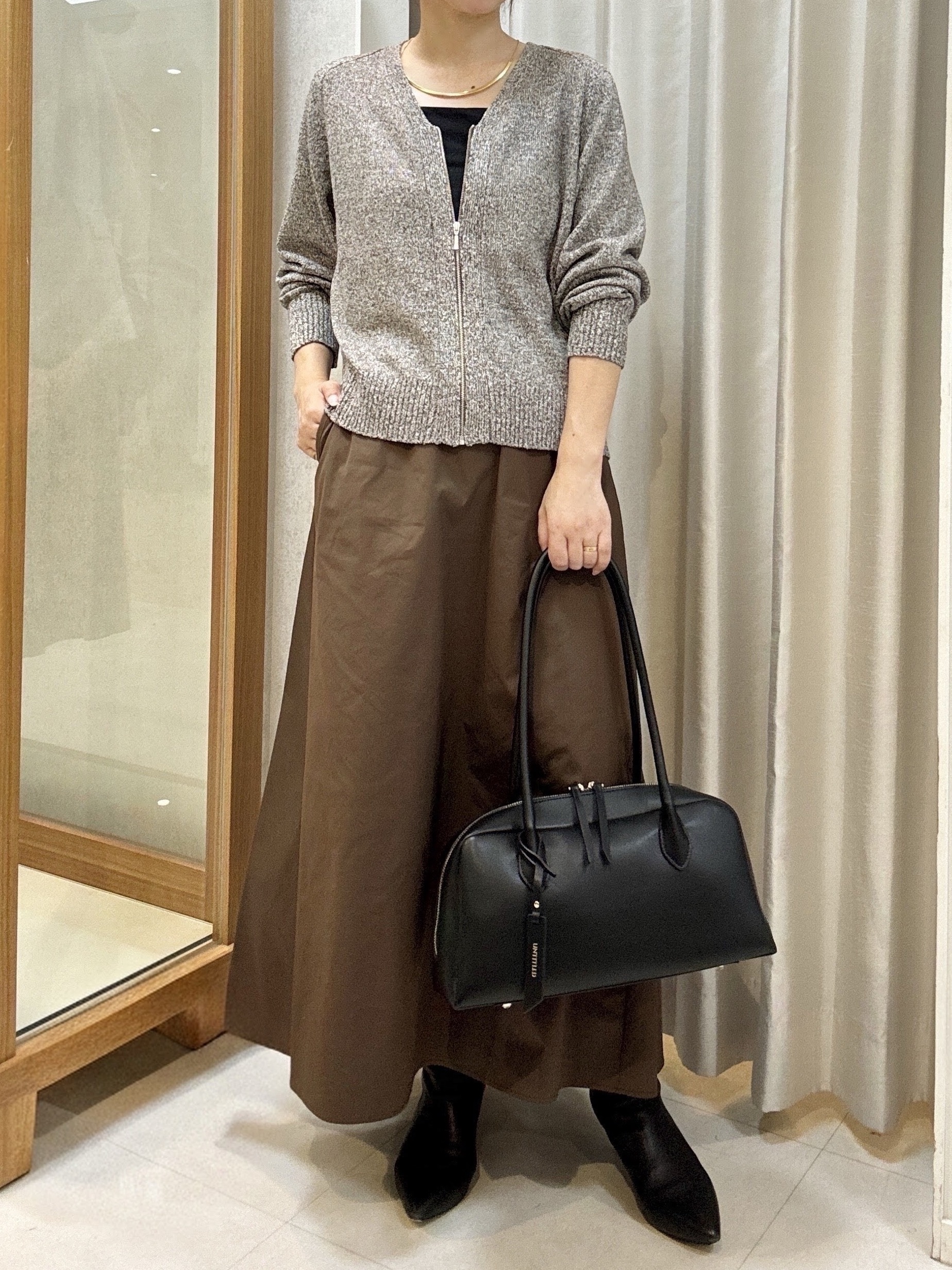 tomoさんの「UNTITLED｜【アンサンブル可/秋羽織り】杢調ジップカーディガン」を使ったコーディネート