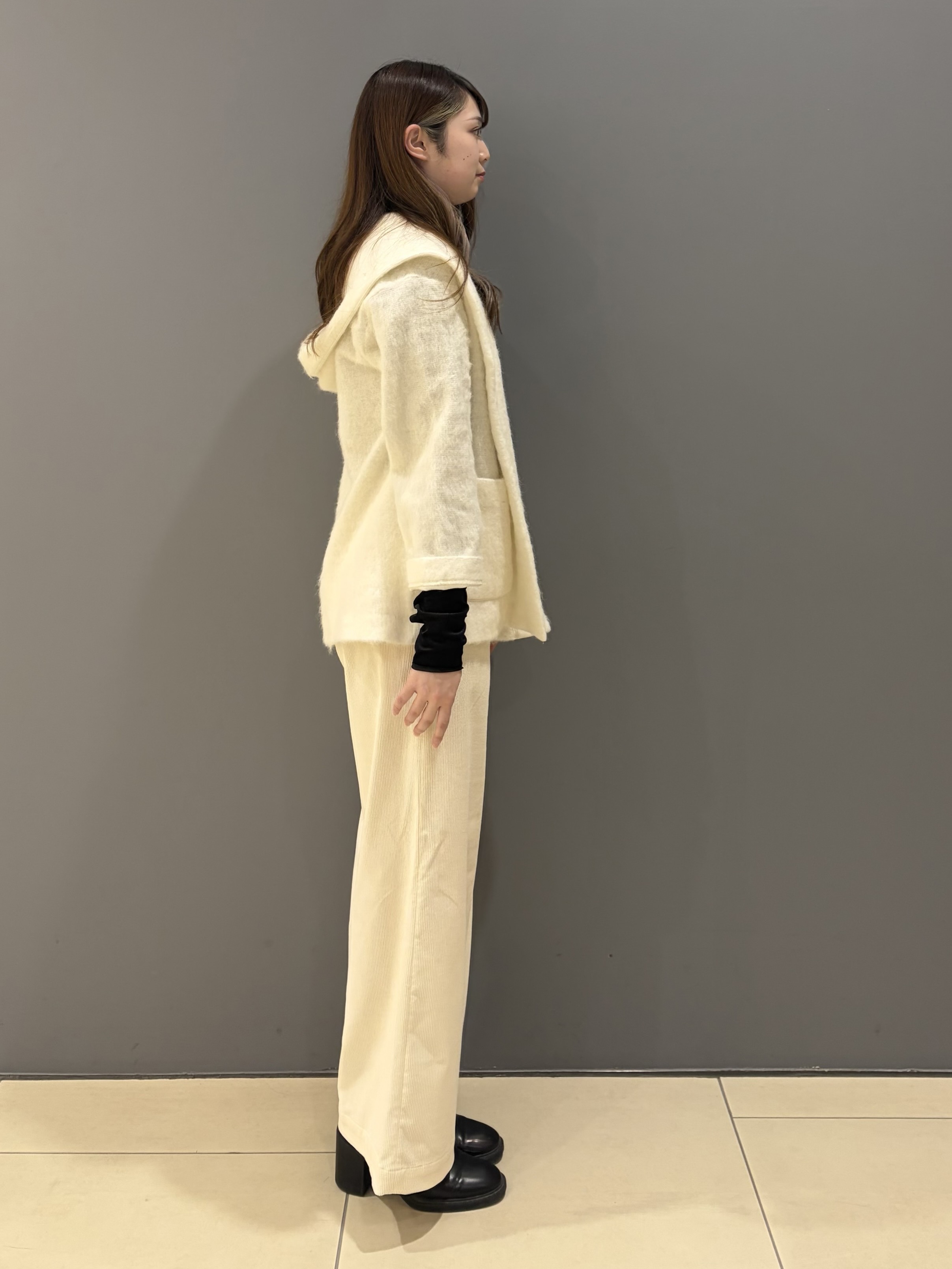 miさんの「UNTITLED｜【軽アウター/秋羽織り】シャギーフーディ―カーディガン」を使ったコーディネート