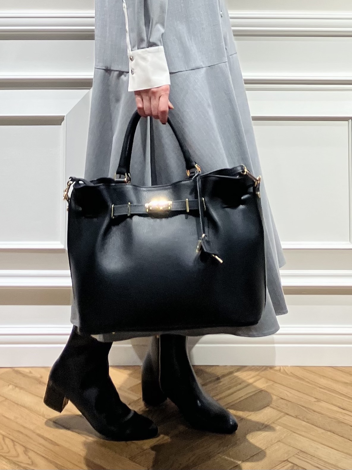 TSUKUIさんの「DRESSTERIOR｜ウォッシャブルストライプシャツワンピース」を使ったコーディネート