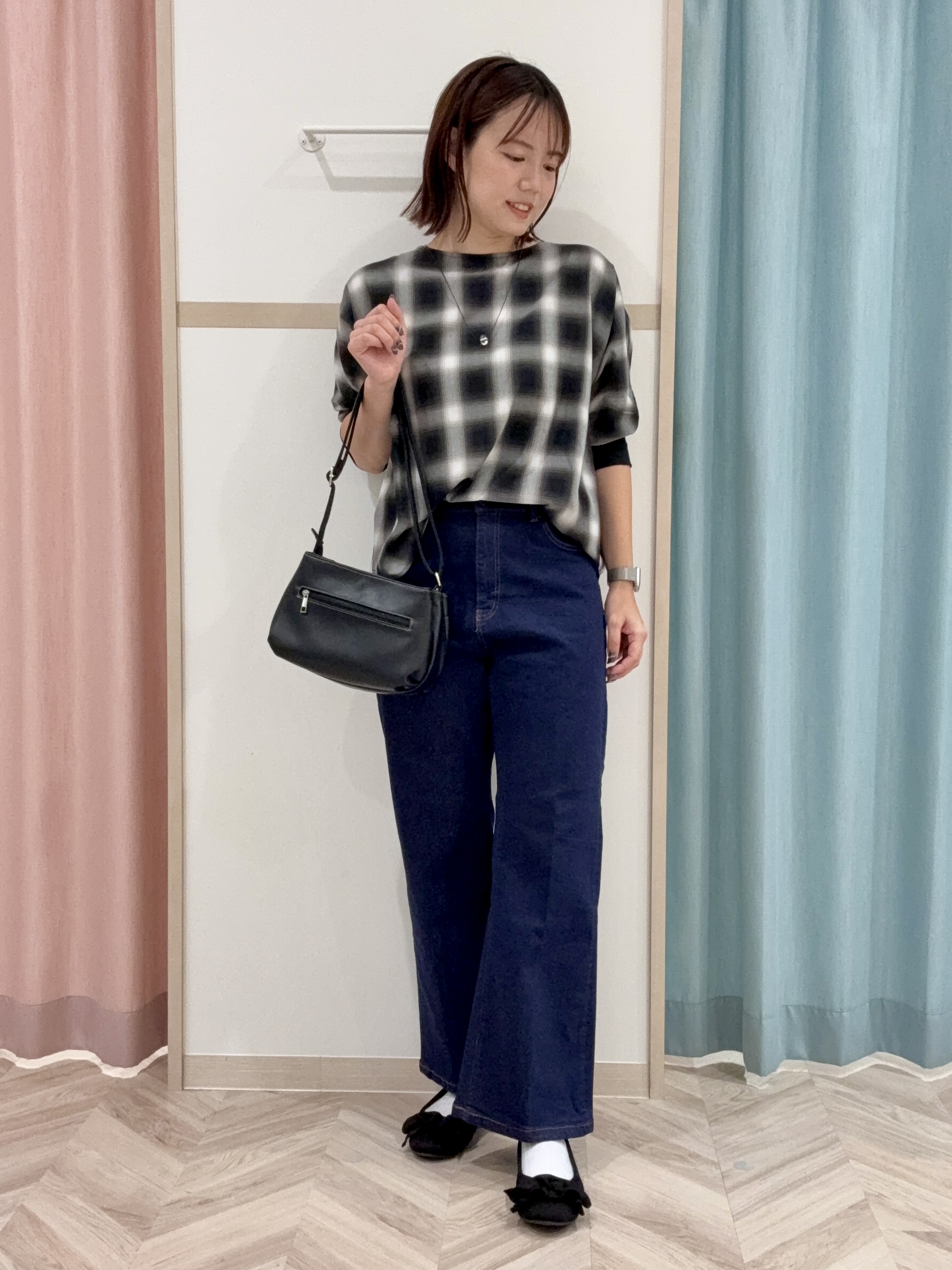 kさんの「SHOO･LA･RUE｜【着丈選べる/洗濯後しわになりにくい】インせず着られる ドルマンブラウス」を使ったコーディネート