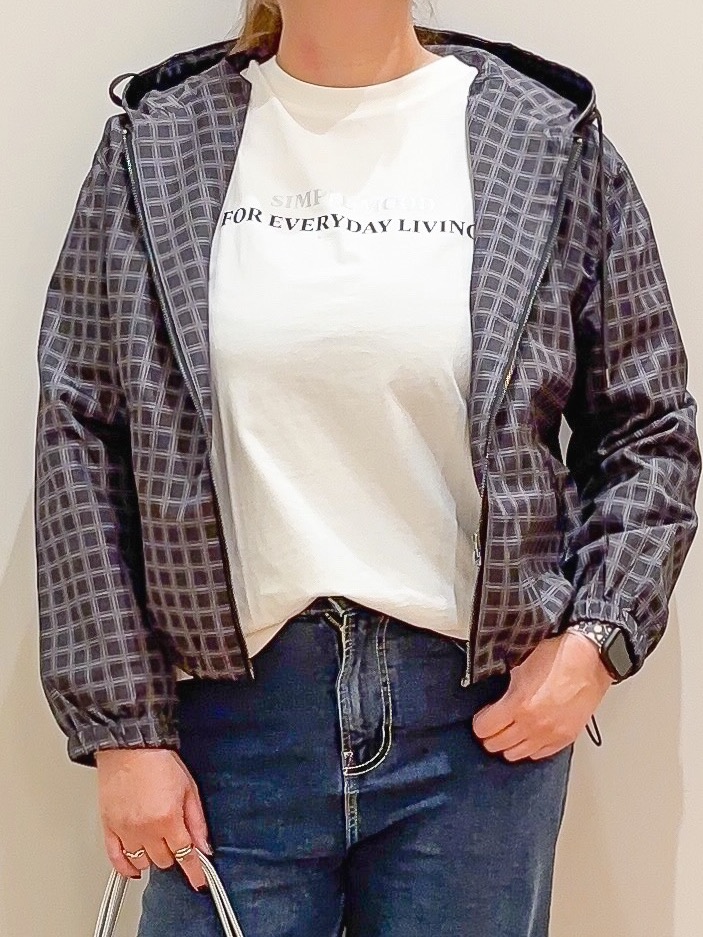 naoさんの「SHOO･LA･RUE｜【S-LL】チェック柄で差がつく プリントフーディブルゾン」を使ったコーディネート