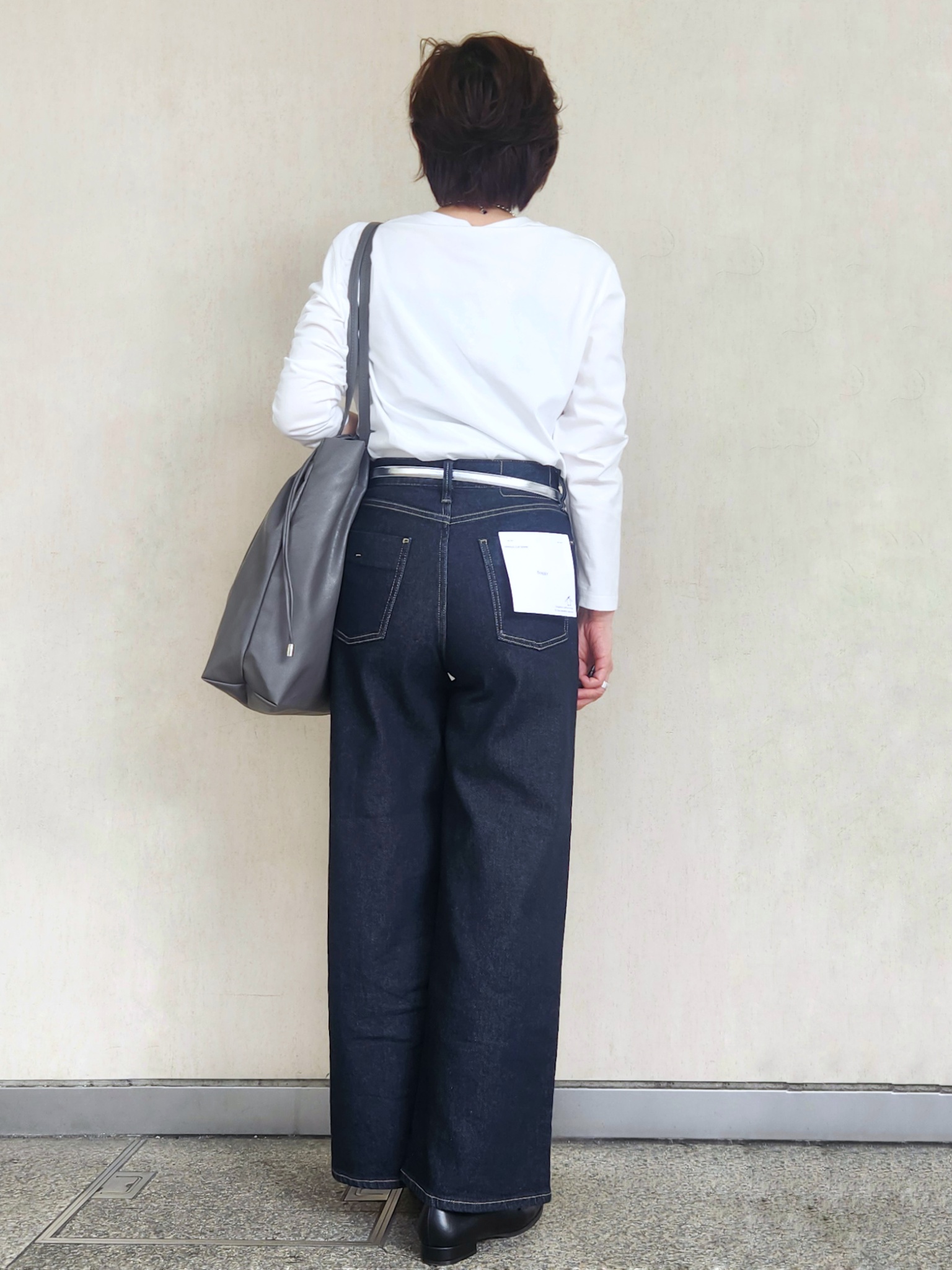 milkyさんの「OPAQUE.CLIP｜ロゴアソートロングTシャツ【洗濯機OK】」を使ったコーディネート