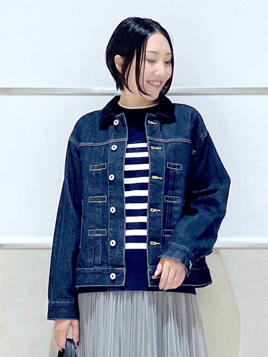 eriko さんの「Dessin｜【1枚でサマになる/洗濯機ＯＫ】レイヤード風 配色クルーネックニット」を使ったコーディネート