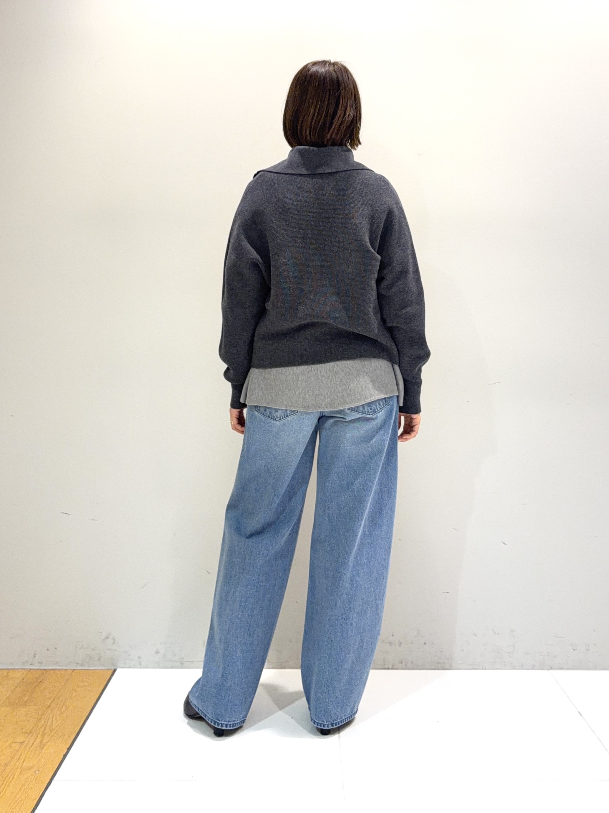 murayamaさんの「INDIVI｜【新作登場！】カーブシルエットデニム」を使ったコーディネート