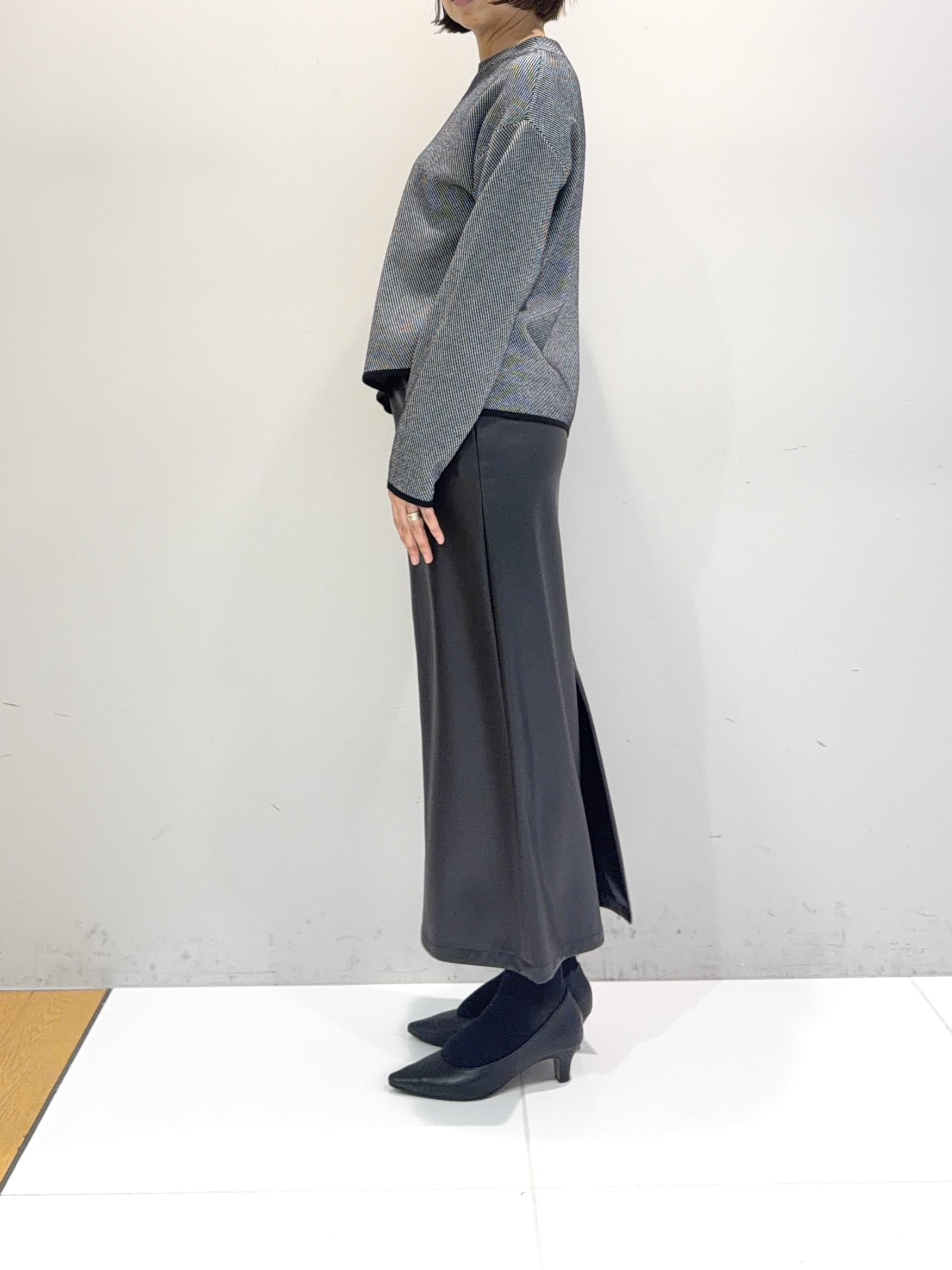 murayamaさんの「INDIVI｜【ラム革／美脚／通勤】レザーパンプス」を使ったコーディネート