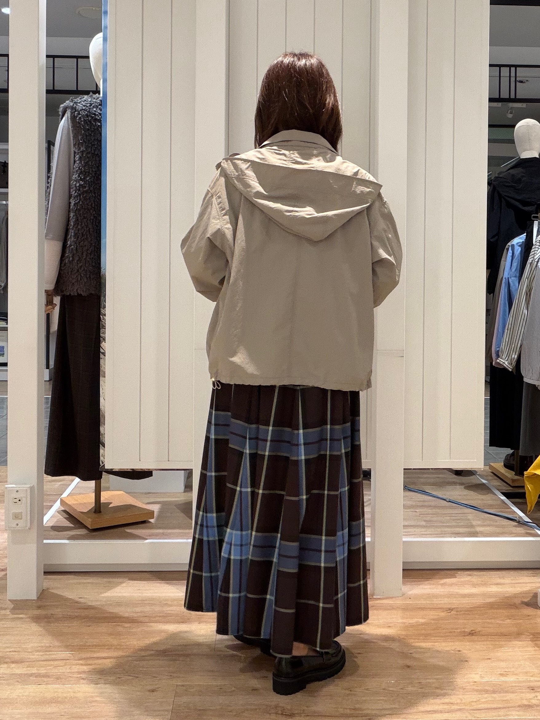 Fujitaさんの「Dessin｜【撥水/2WAY/洗える】フード取り外し可能 撥水ナイロンマンパ」を使ったコーディネート