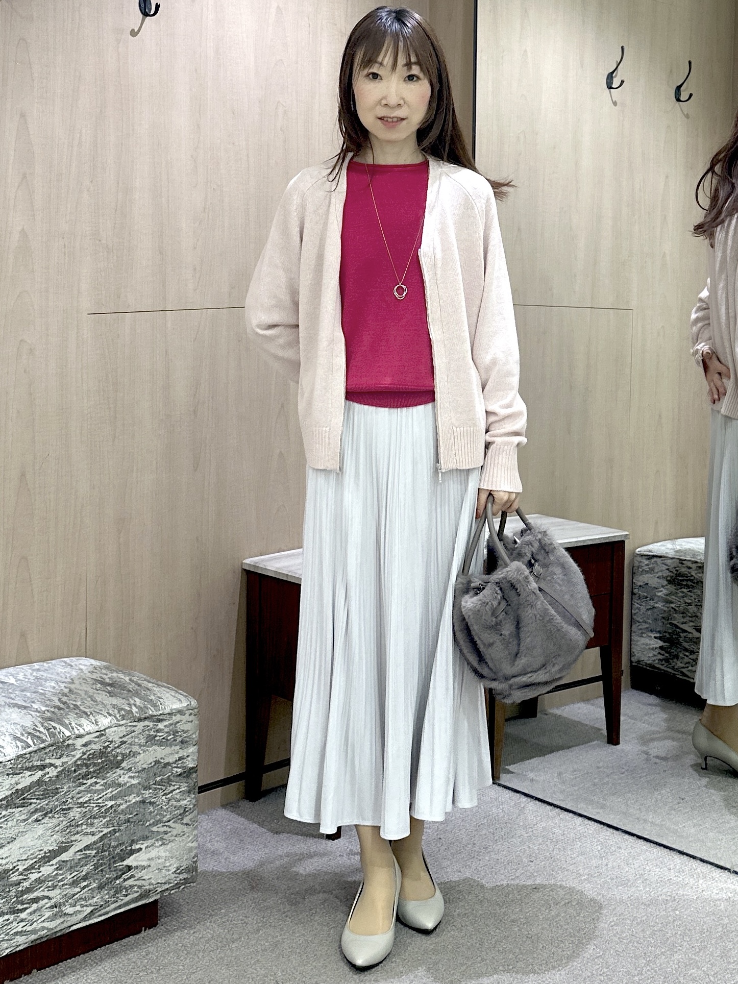 Miwaさんの「UNTITLED｜【大人の抜け感/8色展開】ボリュームスリーブニットプルオーバー」を使ったコーディネート