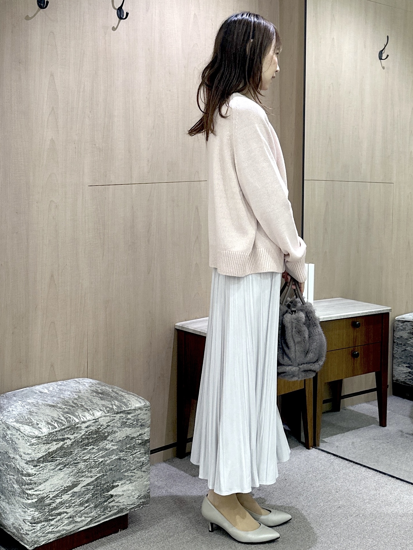 Miwaさんの「UNTITLED｜【大人の抜け感/8色展開】ボリュームスリーブニットプルオーバー」を使ったコーディネート