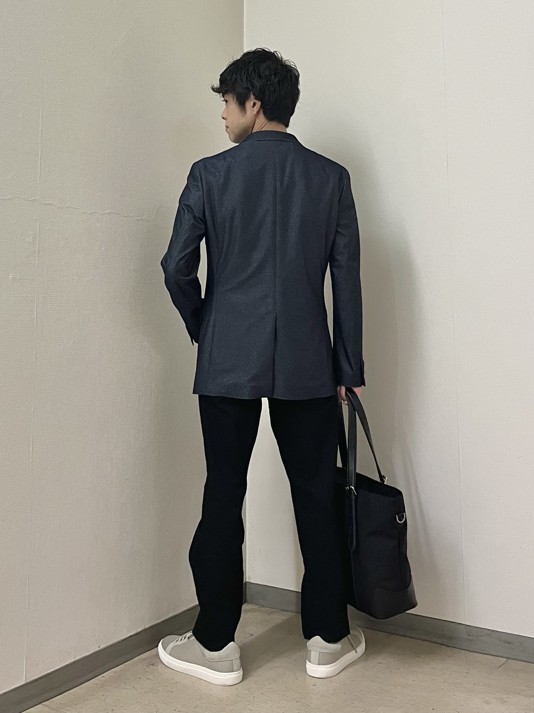 URAさんの「TAKEO KIKUCHI｜【360&deg;ストレッチ】デニムライクジャージ ジャケット」を使ったコーディネート