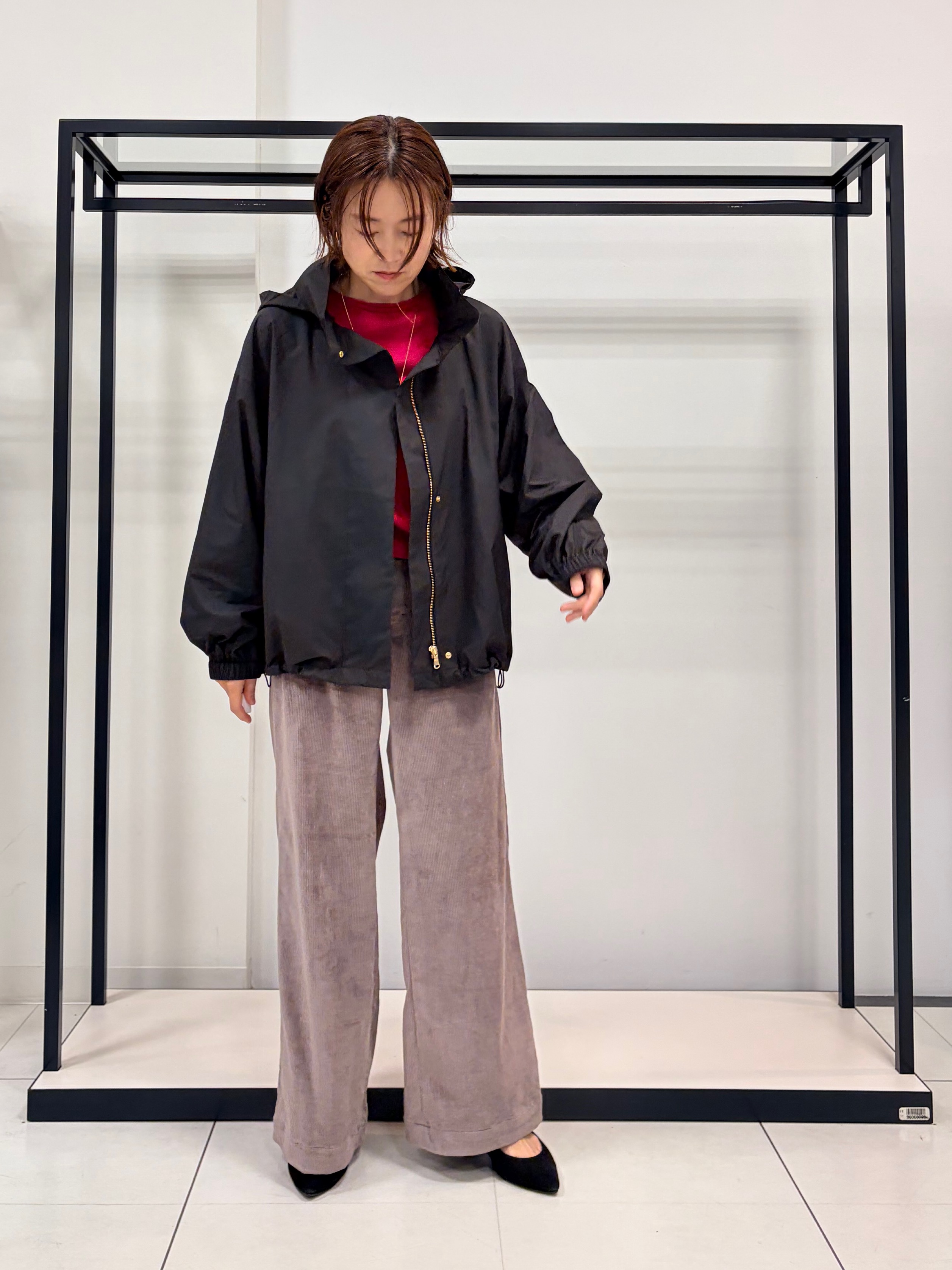 Mikiさんの「UNTITLED｜【大人の抜け感/8色展開】ボリュームスリーブニットプルオーバー」を使ったコーディネート