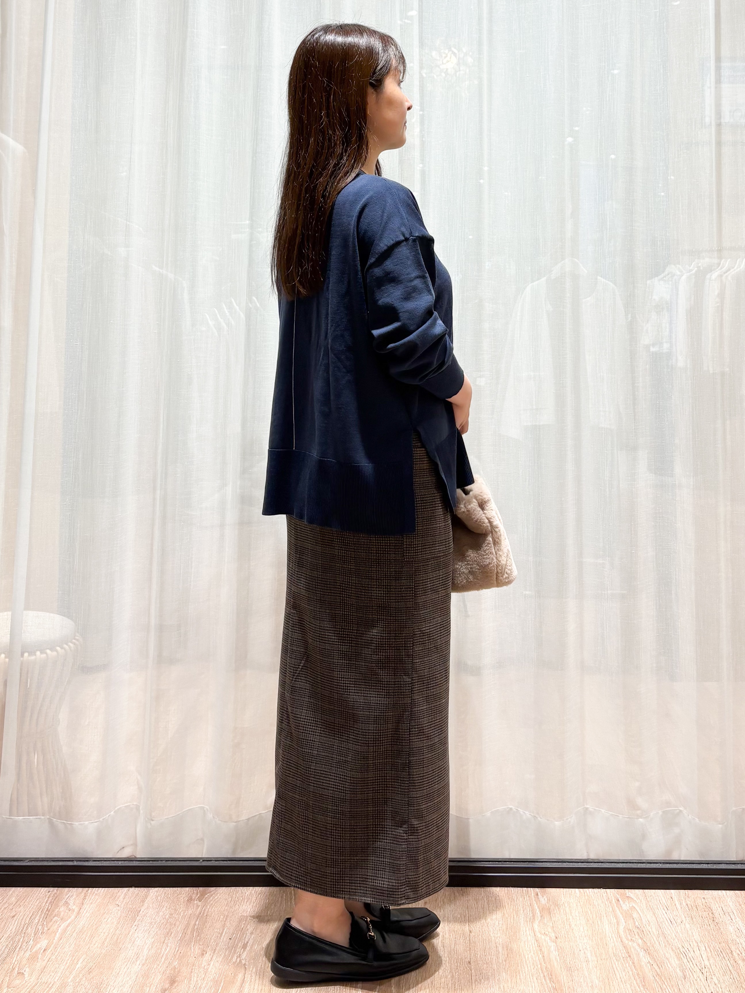 かなさんの「OPAQUE.CLIP｜リラクシークルーニット【洗濯機OK】」を使ったコーディネート