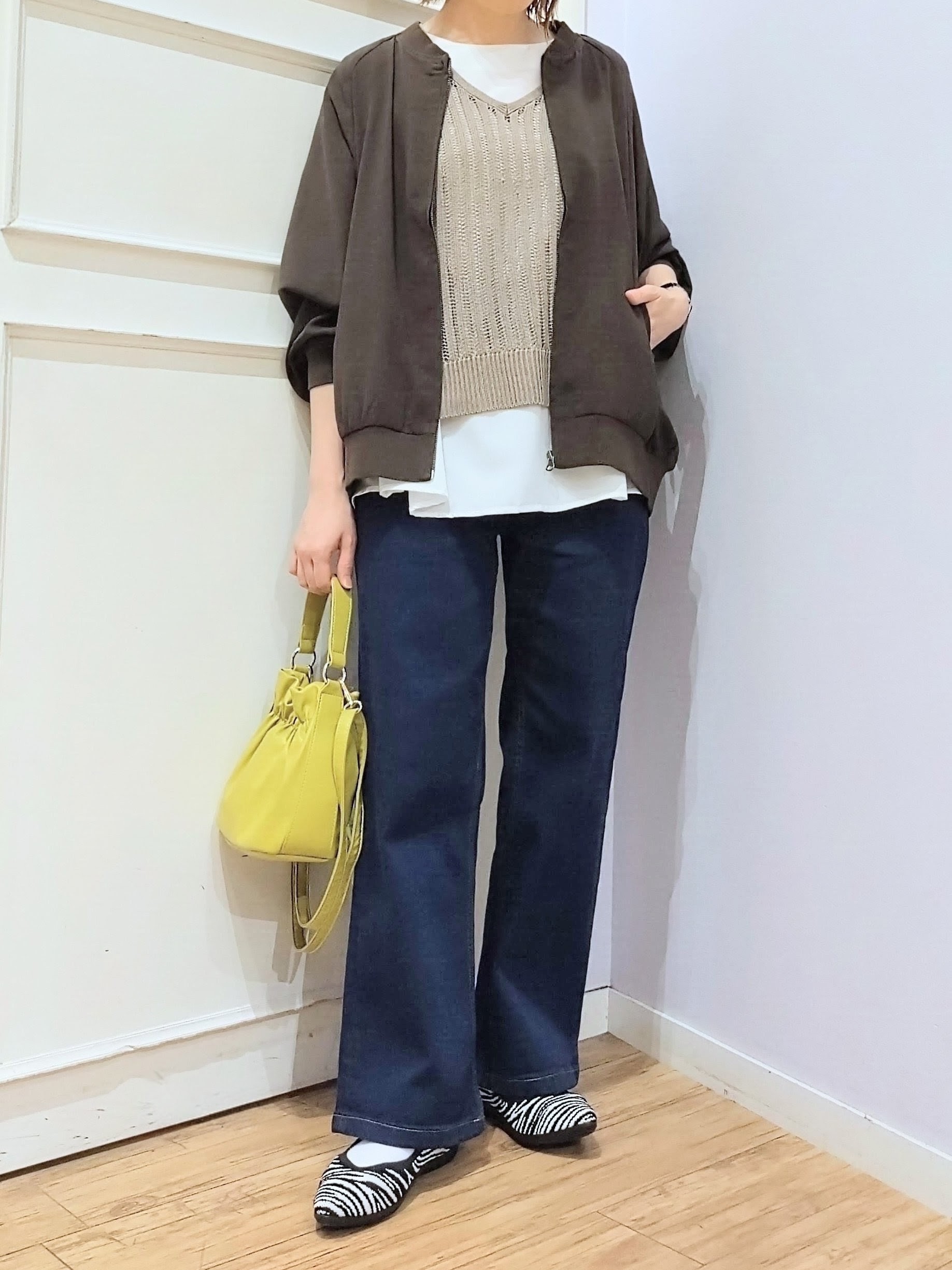 miomioさんの「SHOO･LA･RUE｜【S-LL】洗濯後しわになりにくい 麻調リブブルゾン」を使ったコーディネート