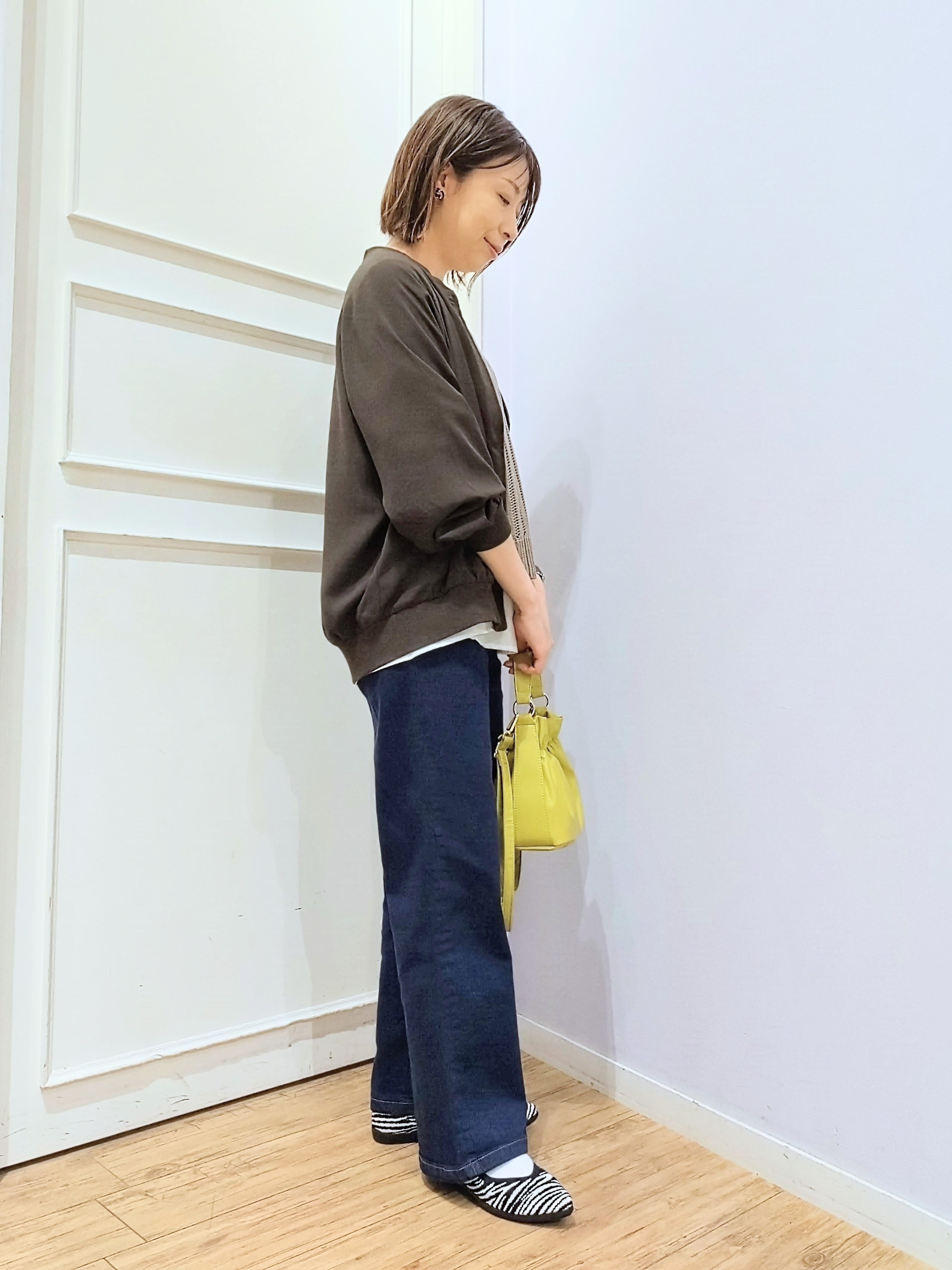miomioさんの「SHOO･LA･RUE｜【S-LL】洗濯後しわになりにくい 麻調リブブルゾン」を使ったコーディネート