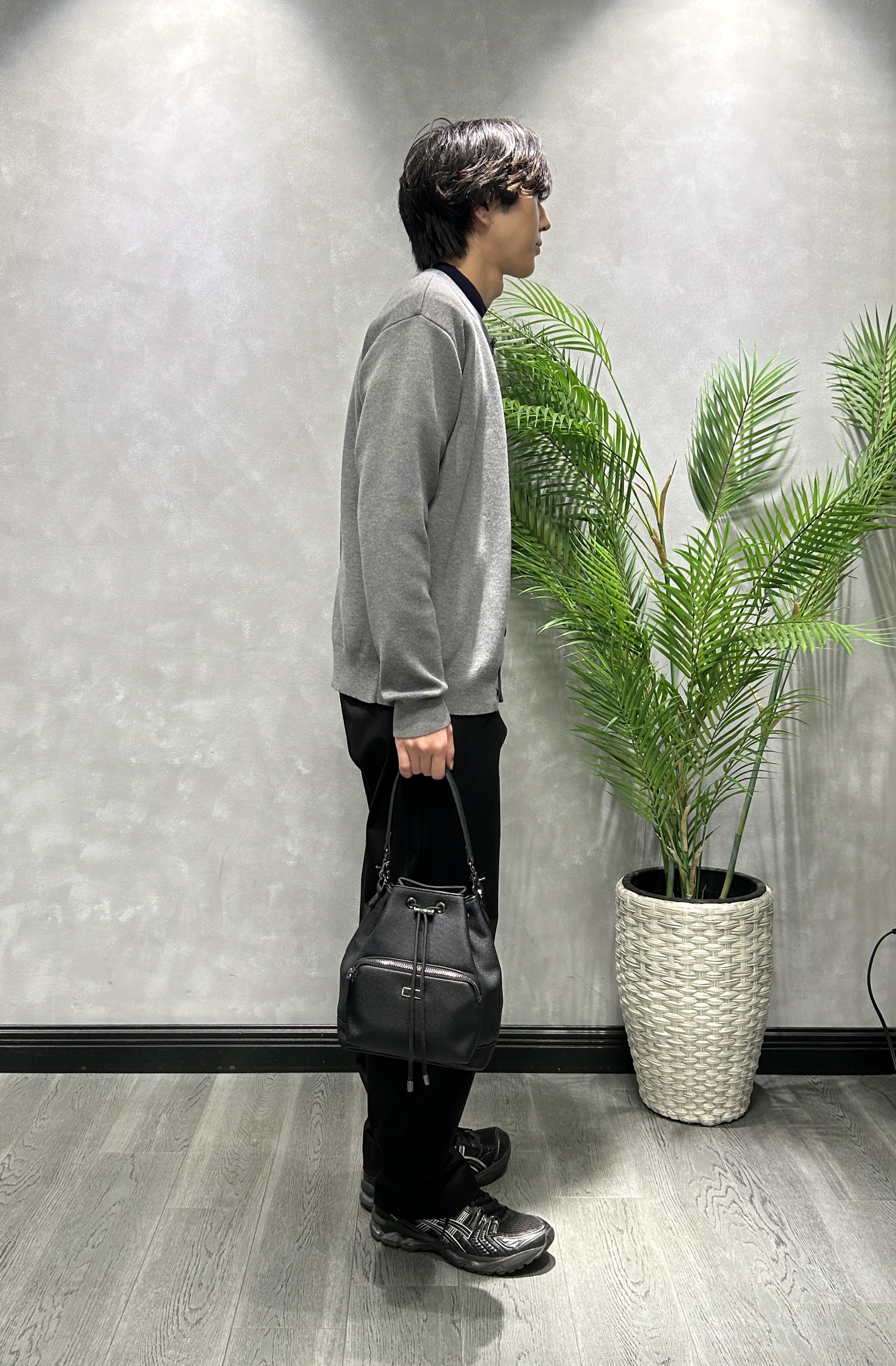 ruiさんの「TAKEO KIKUCHI｜【BOWLER HAT LABEL】日本製クルーネックカーディガン」を使ったコーディネート
