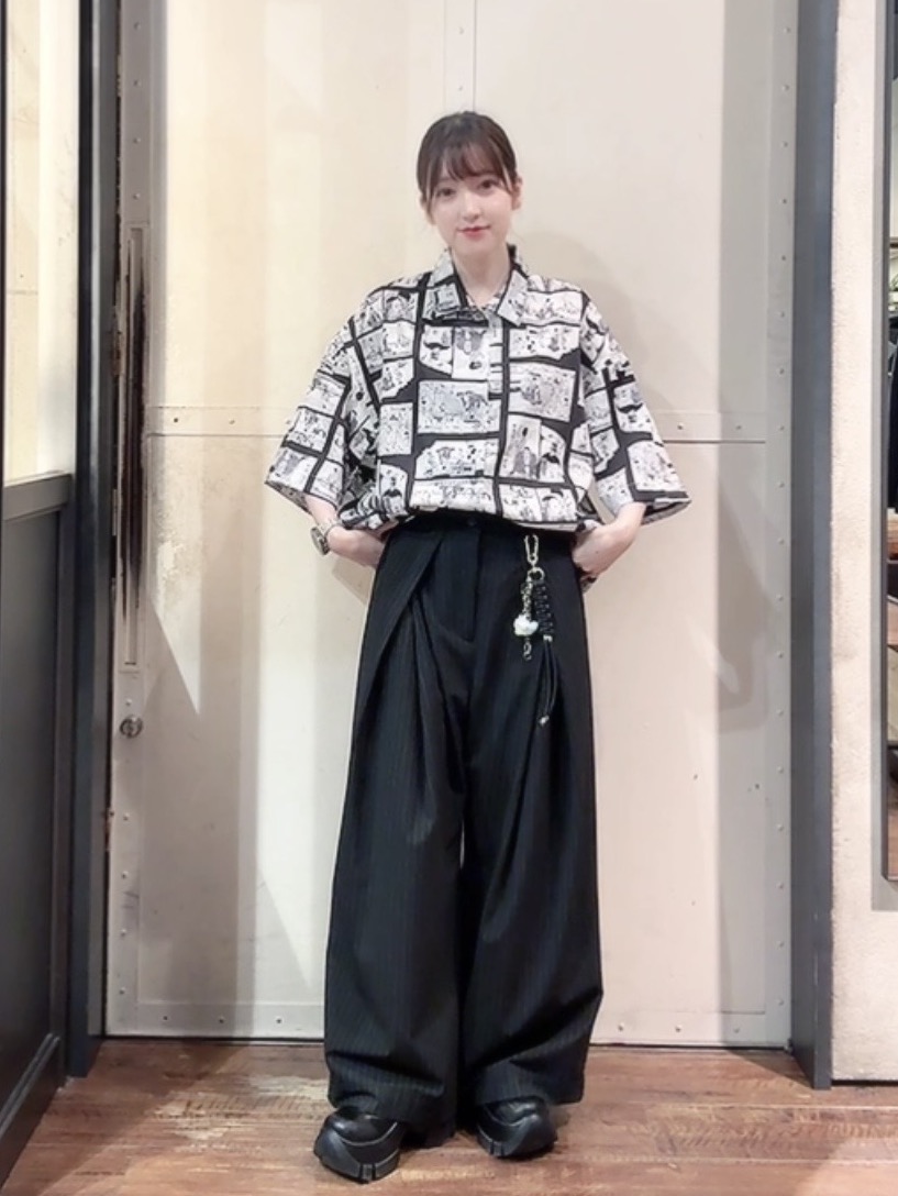 MIKAさんの「tk.TAKEO KIKUCHI｜【エバース&times;tk．TAKEO KIKUCHI】コラボレーション2WAYシャツ」を使ったコーディネート