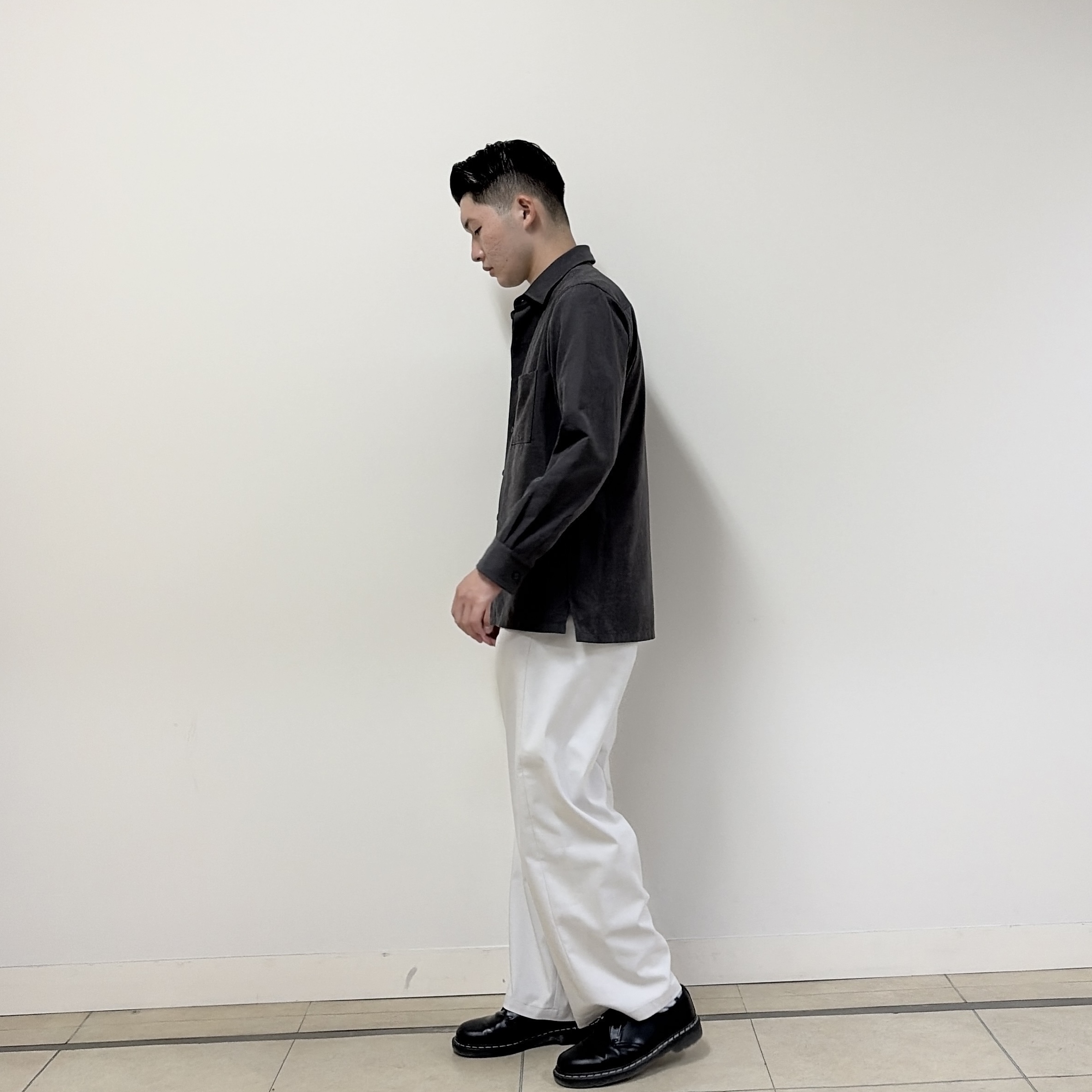 千葉亮太さんの「DRESSTERIOR｜【ウォッシャブル】スウェードタッチ キュプラフィブリル シャツ」を使ったコーディネート