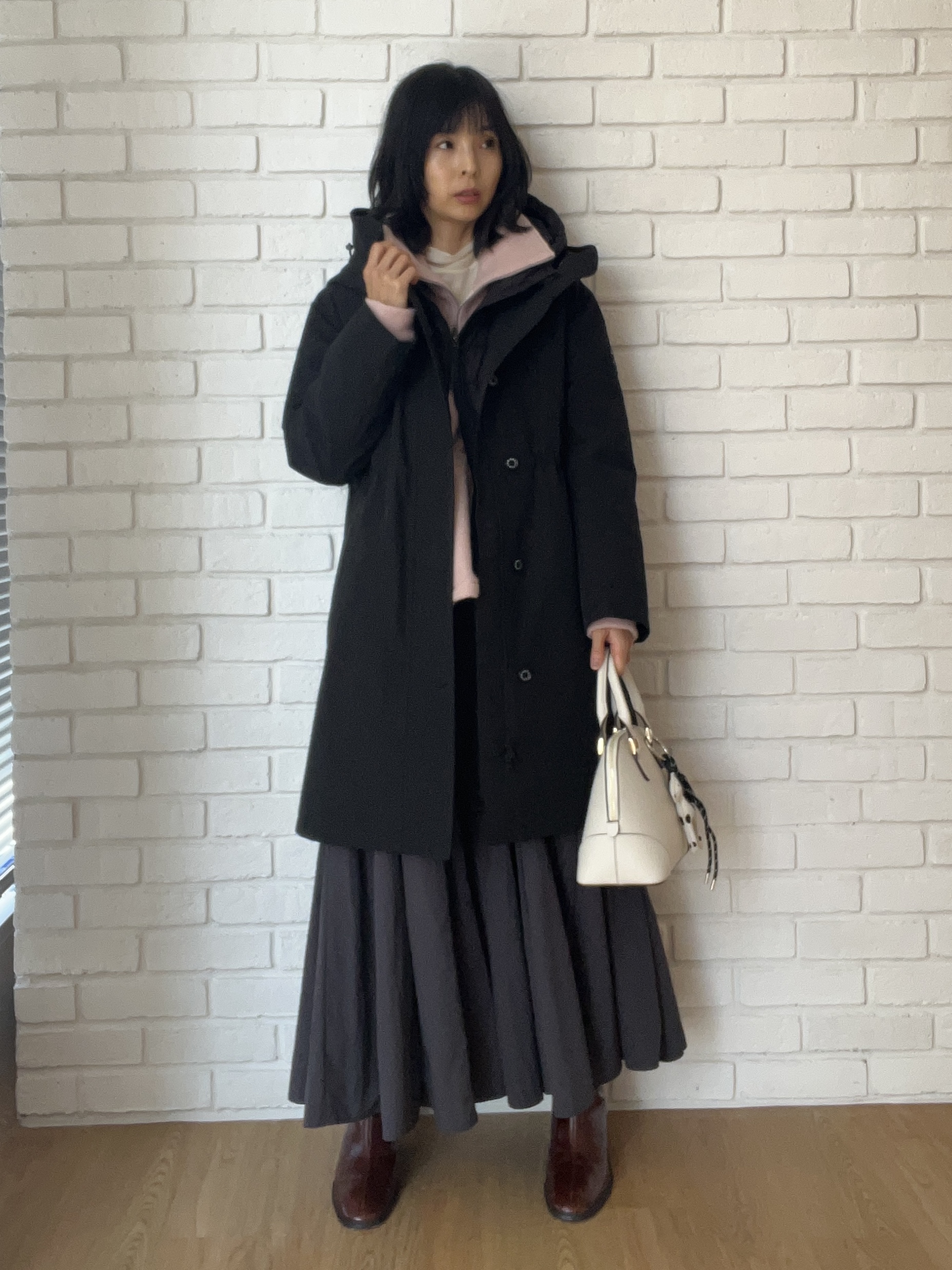 misaさんの「DRESSTERIOR｜モノトーンドッグチャーム」を使ったコーディネート
