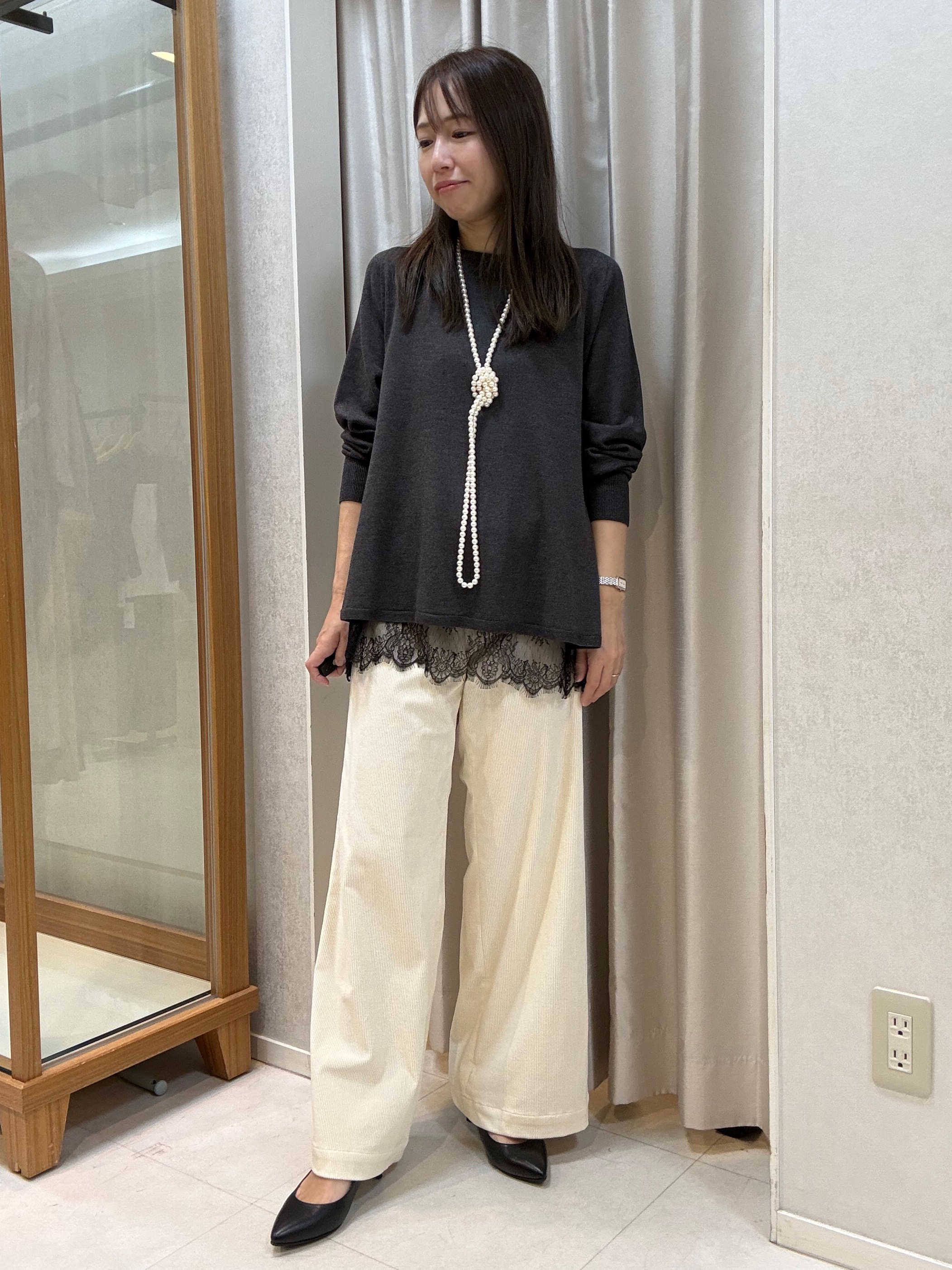 kanaさんの「UNTITLED｜【きれいに体型カバー/8色展開】Aラインシルエットニットプルオーバー」を使ったコーディネート