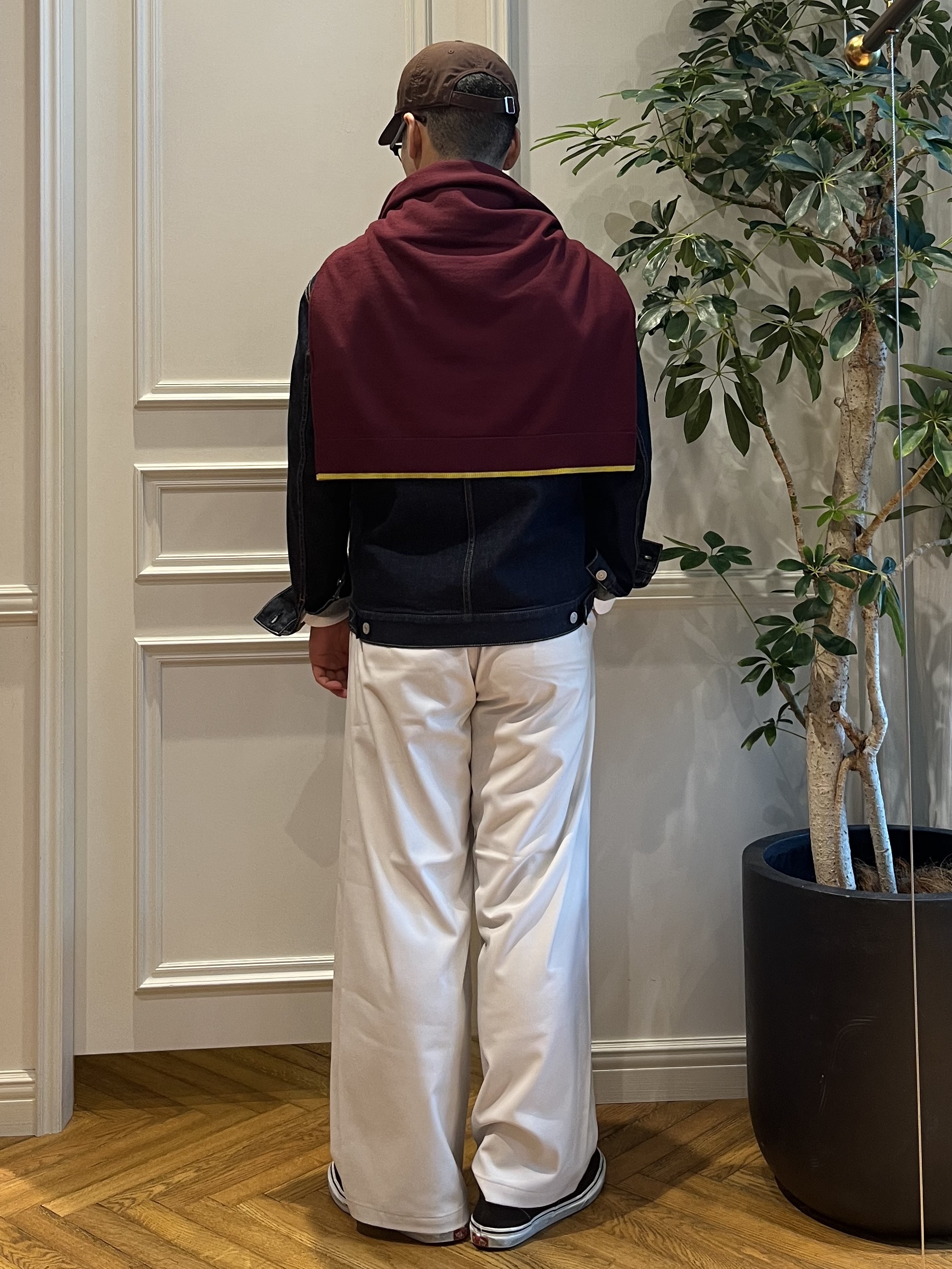 Tokuさんの「DRESSTERIOR｜ゼニアバルーファ キャッシュウール Vネックプルオーバー」を使ったコーディネート