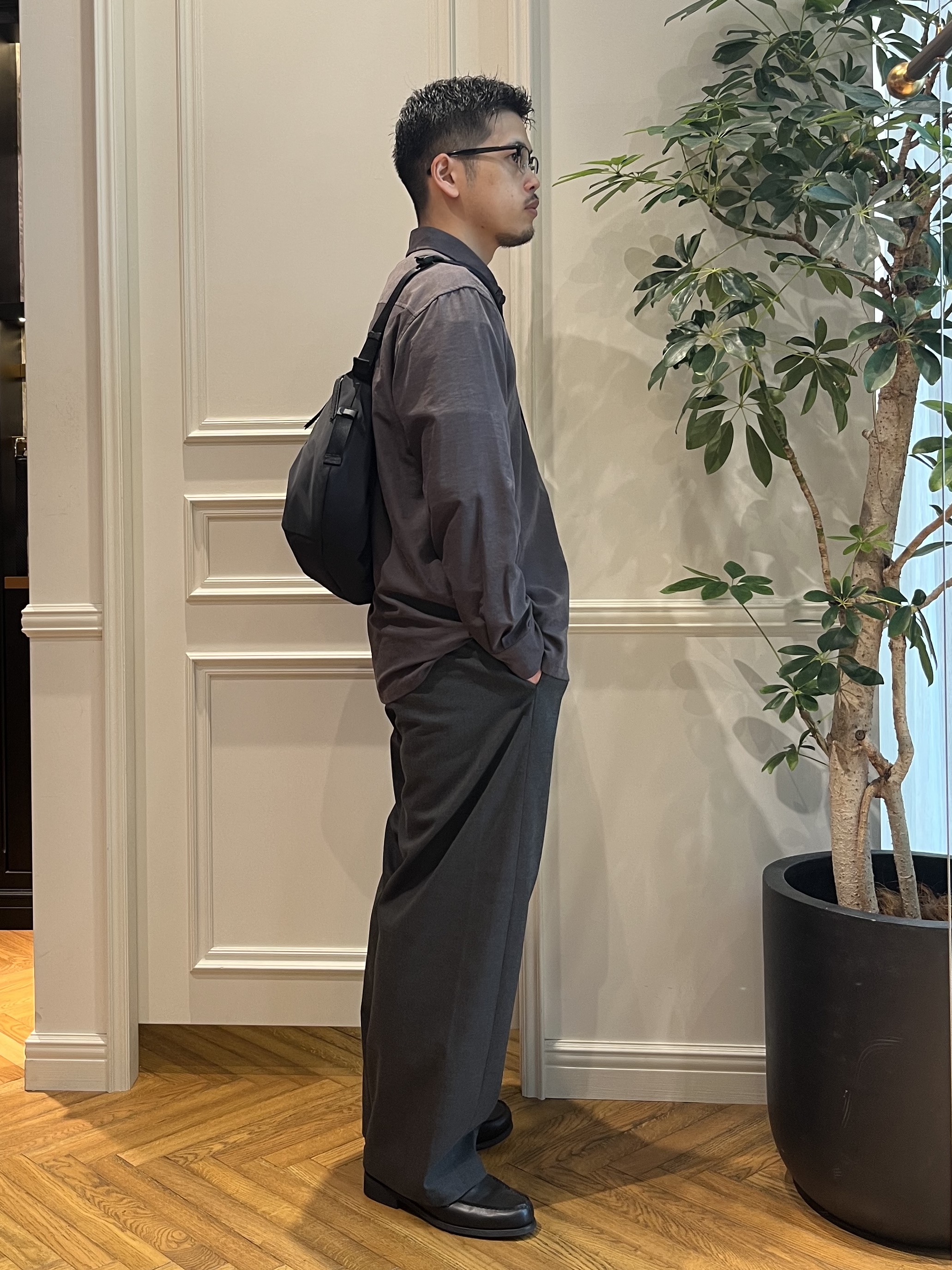 Tokuさんの「DRESSTERIOR｜【ウォッシャブル】スウェードタッチ キュプラフィブリル シャツ」を使ったコーディネート