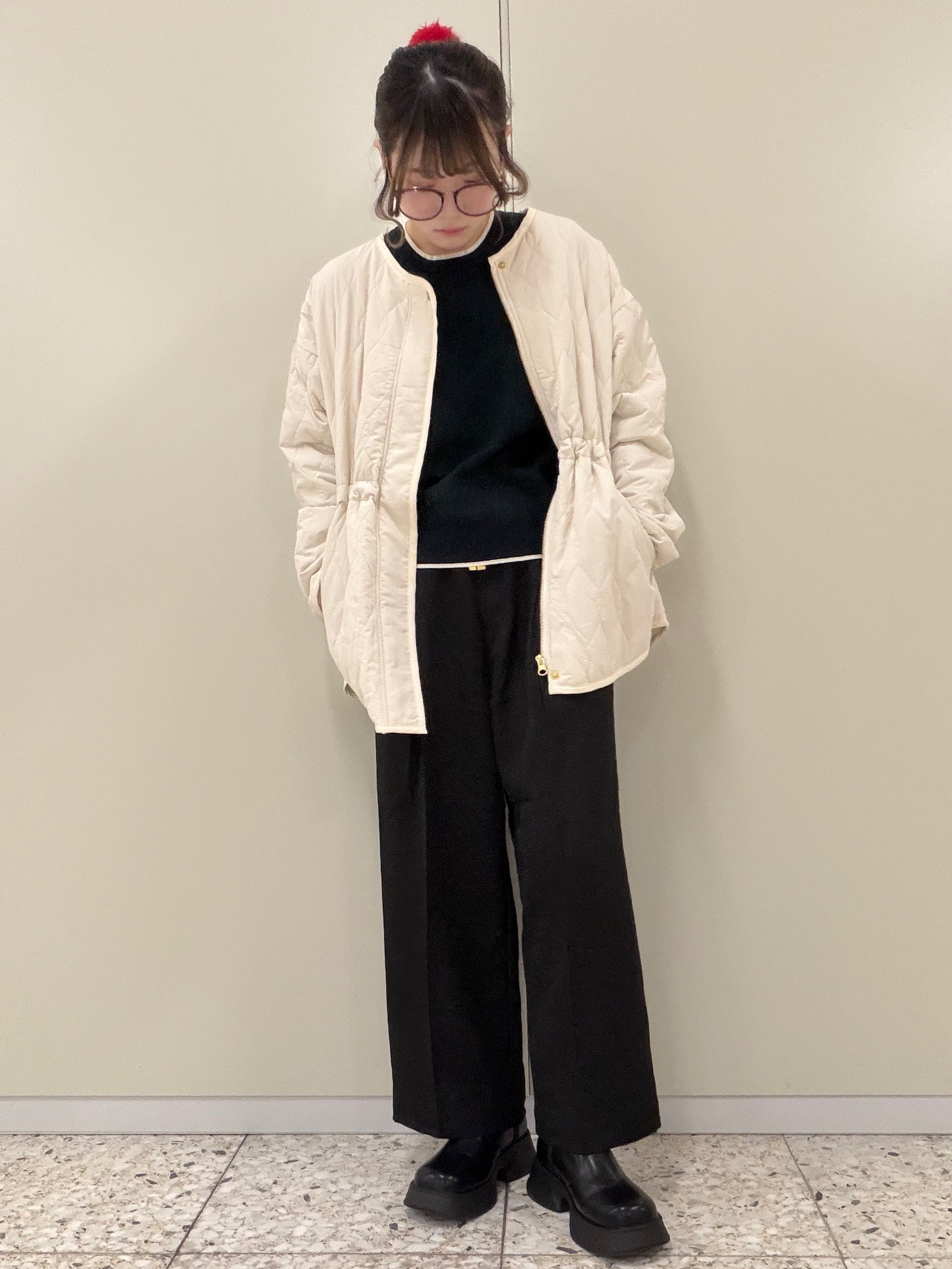 ひよりん⭐️さんの「SHOO･LA･RUE｜【撥水/S-LL/洗濯機可】ウエスト絞れる キルト中綿ジャケット」を使ったコーディネート