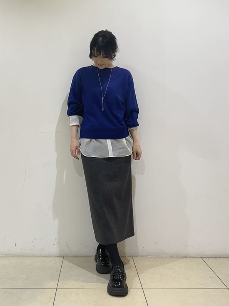 watanabeさんの「UNTITLED｜【店頭人気！/品よくゆったり】ボリュームスリーブニットプルオーバー」を使ったコーディネート