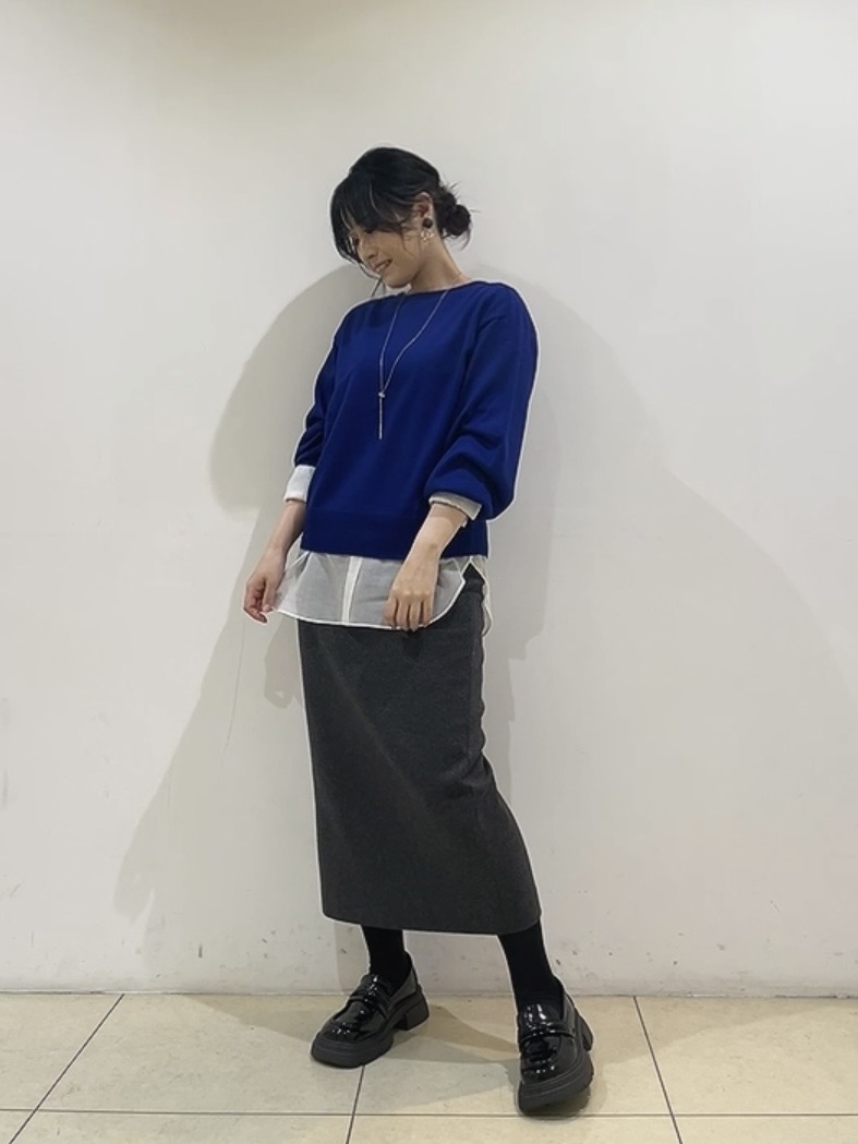 watanabeさんの「UNTITLED｜【店頭人気！/品よくゆったり】ボリュームスリーブニットプルオーバー」を使ったコーディネート