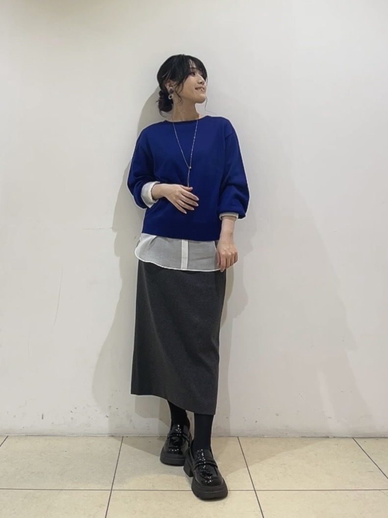 watanabeさんの「UNTITLED｜【店頭人気！/品よくゆったり】ボリュームスリーブニットプルオーバー」を使ったコーディネート
