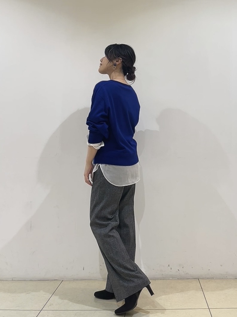 watanabeさんの「UNTITLED｜【店頭人気！/8色展開】ボリュームスリーブニットプルオーバー」を使ったコーディネート