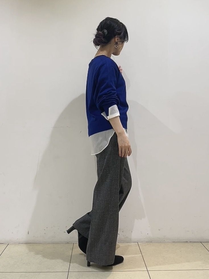 watanabeさんの「UNTITLED｜【店頭人気！/8色展開】ボリュームスリーブニットプルオーバー」を使ったコーディネート