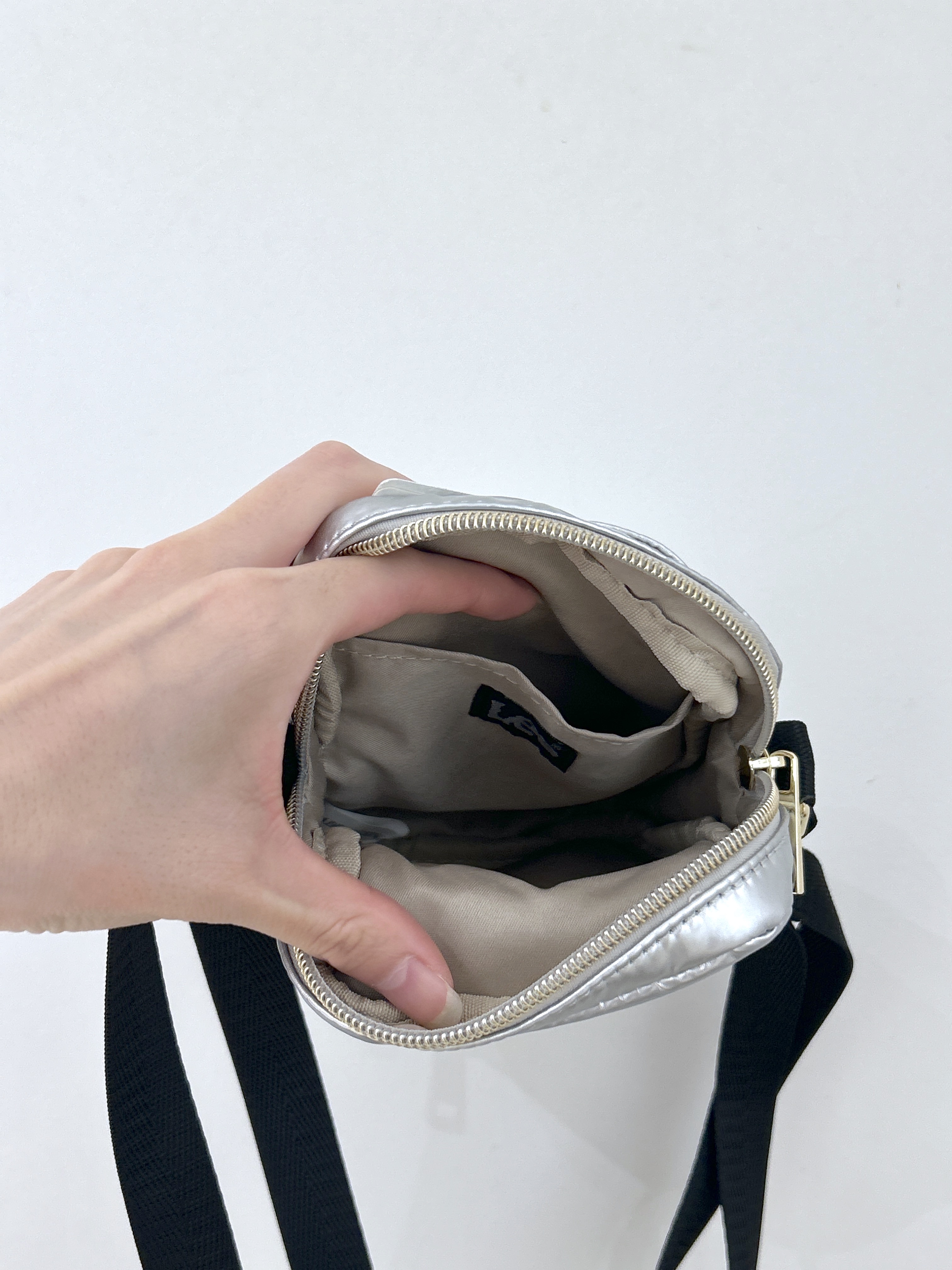 yukinoさんの「grove｜【Lee別注】ポケットミニショルダー」を使ったコーディネート