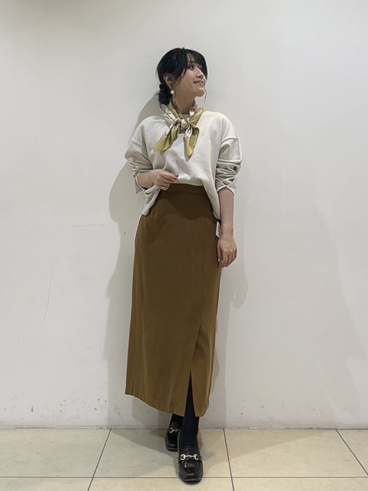 watanabeさんの「UNTITLED｜【セットアップ可/スウェットライク】袖口シャツドッキングプルオーバー」を使ったコーディネート