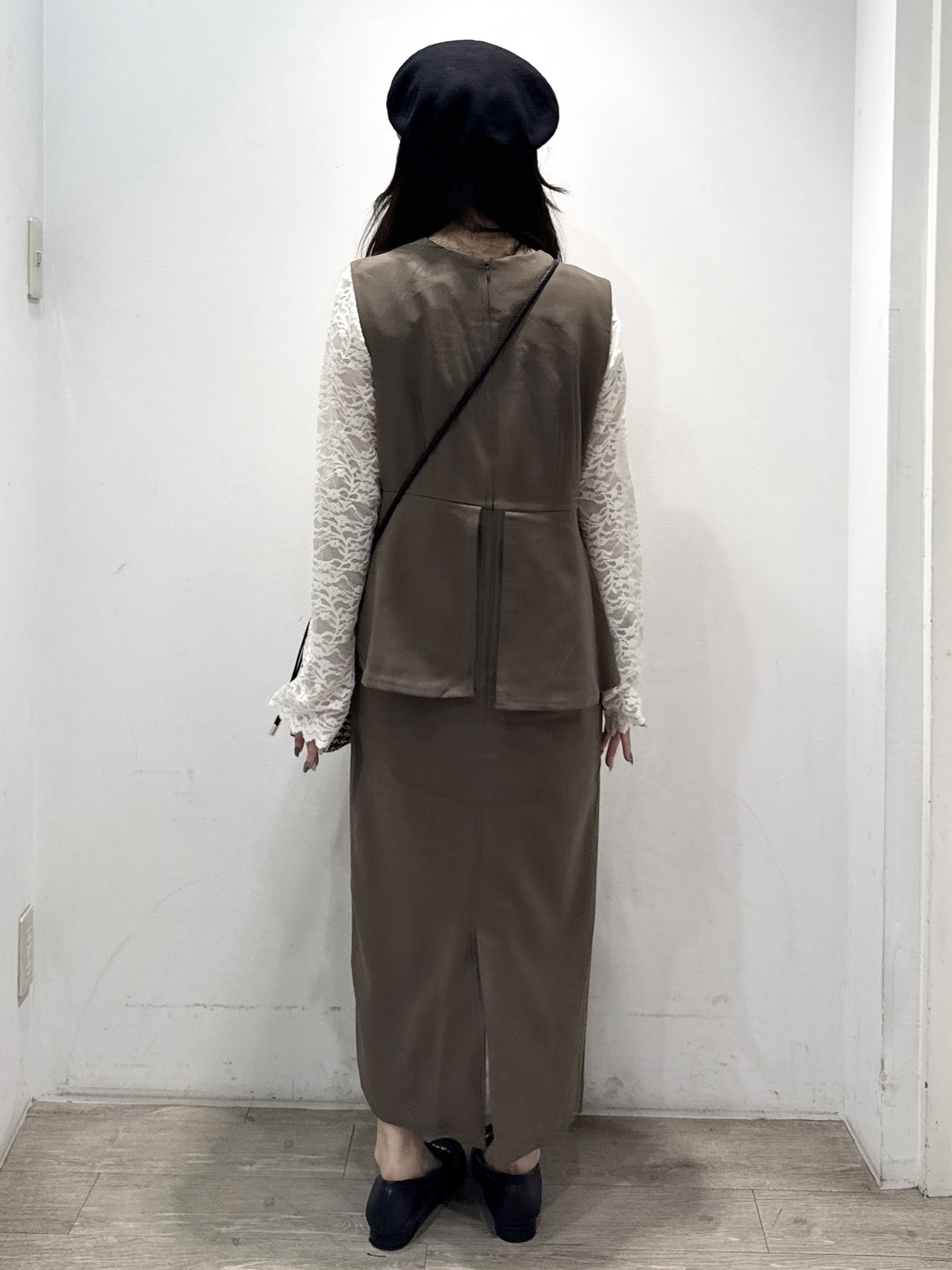 yuicciさんの「OPAQUE.CLIP｜レースベロア トップス【洗濯機OK】」を使ったコーディネート
