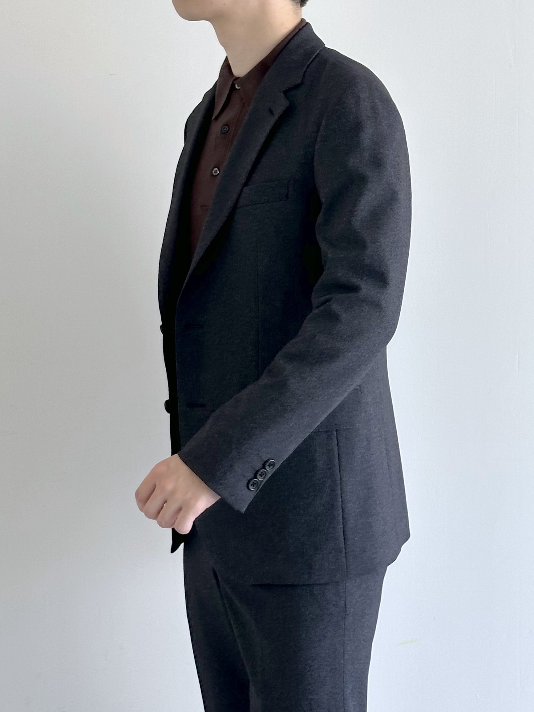 イッシーさんの「TAKEO KIKUCHI｜ウールライクキャットフット ジャケット」を使ったコーディネート