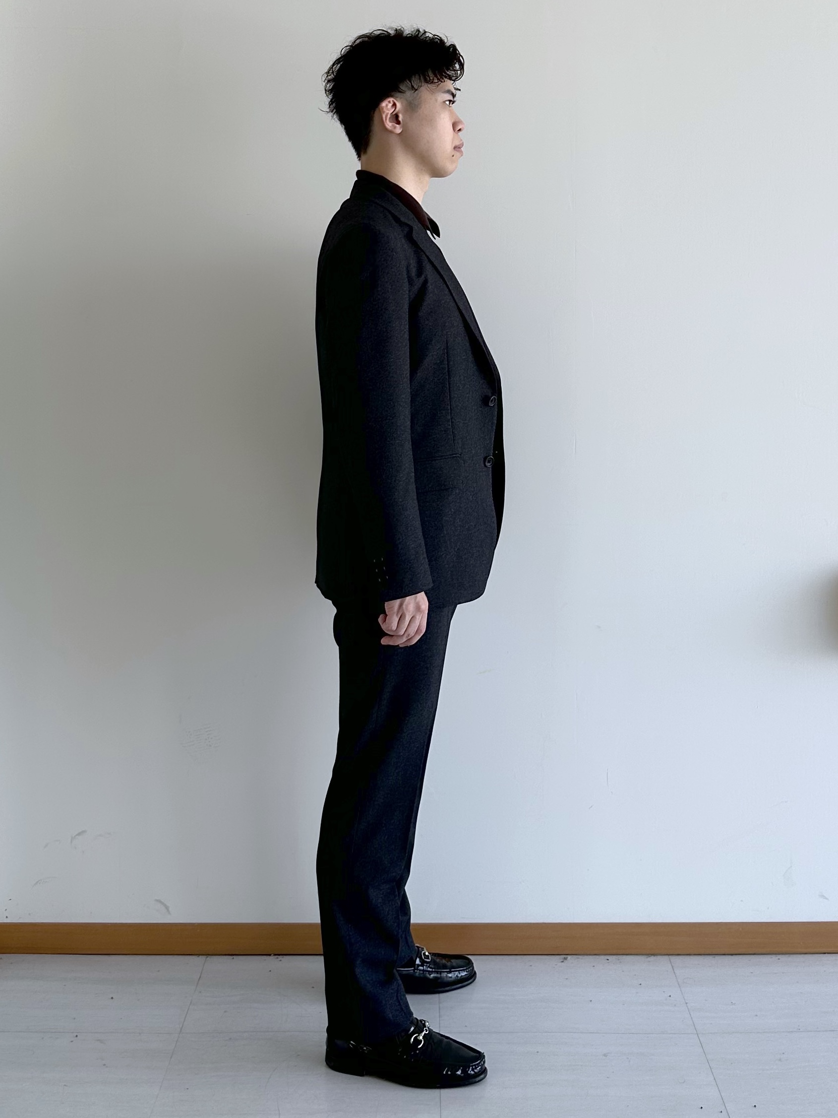 イッシーさんの「TAKEO KIKUCHI｜ウールライクキャットフット ジャケット」を使ったコーディネート