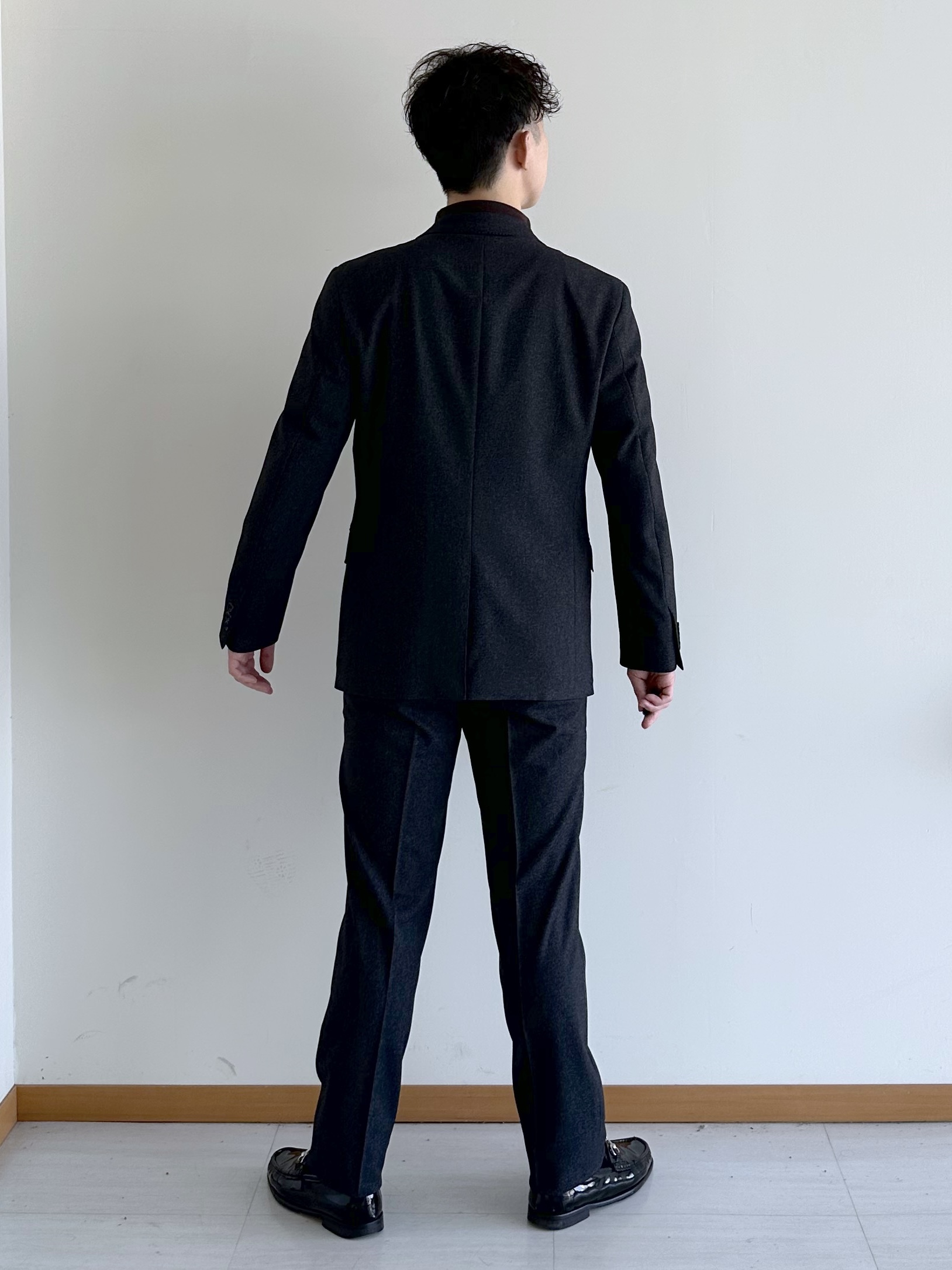 イッシーさんの「TAKEO KIKUCHI｜ウールライクキャットフット ジャケット」を使ったコーディネート