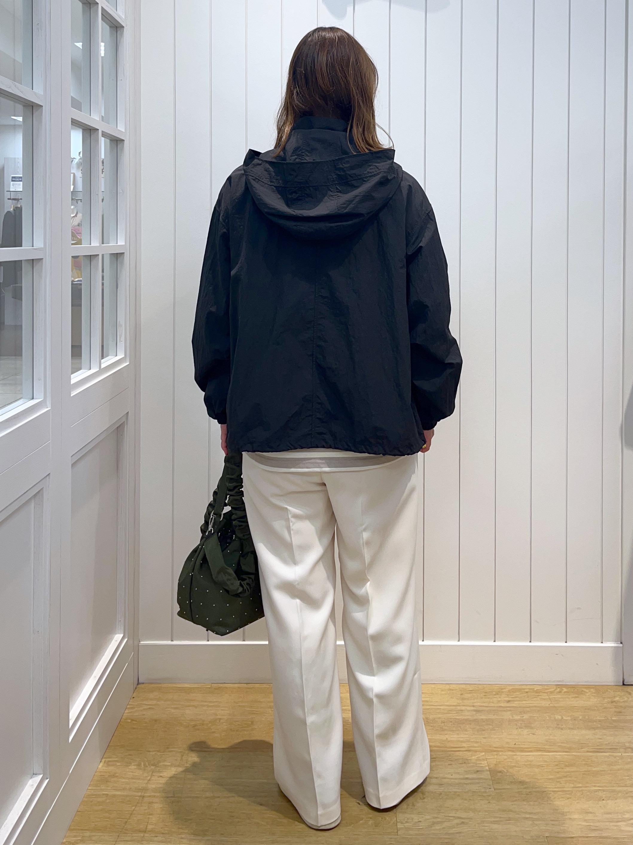 takayamaさんの「Dessin｜【撥水/2WAY/洗える】フード取り外し可能 撥水ナイロンマンパ」を使ったコーディネート
