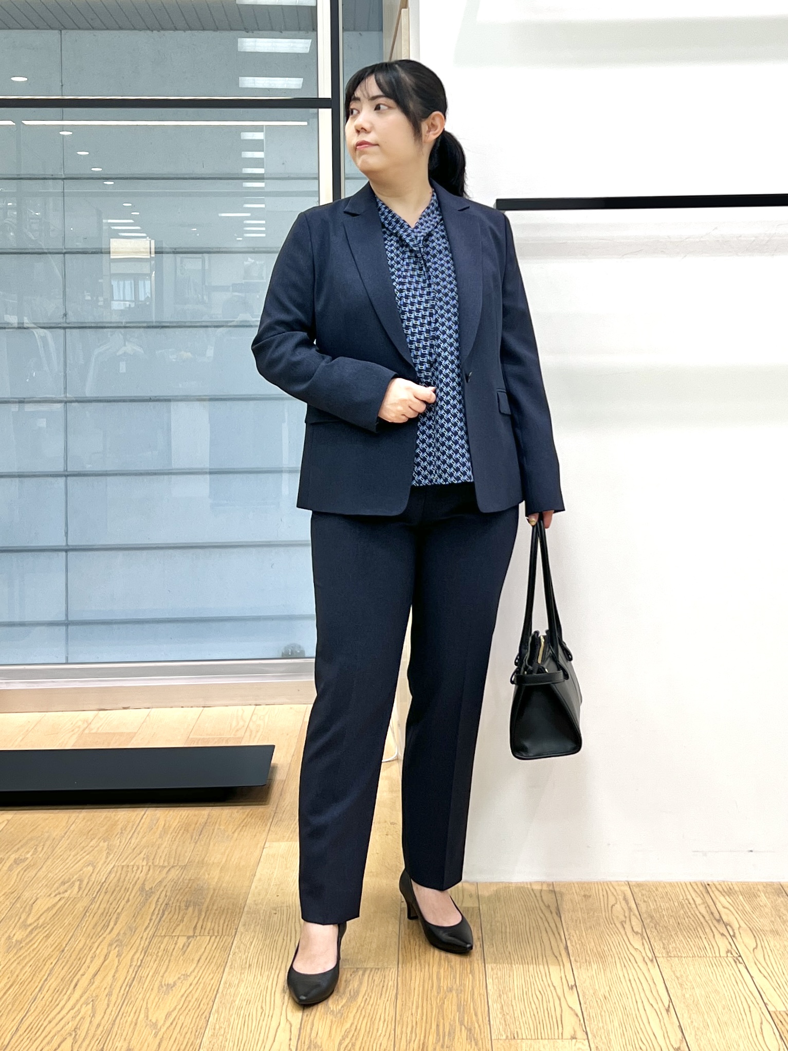 shimaさんの「INDIVI｜【洗える／通勤／スーツ】メランジストレッチ テーラードカラージャケット」を使ったコーディネート