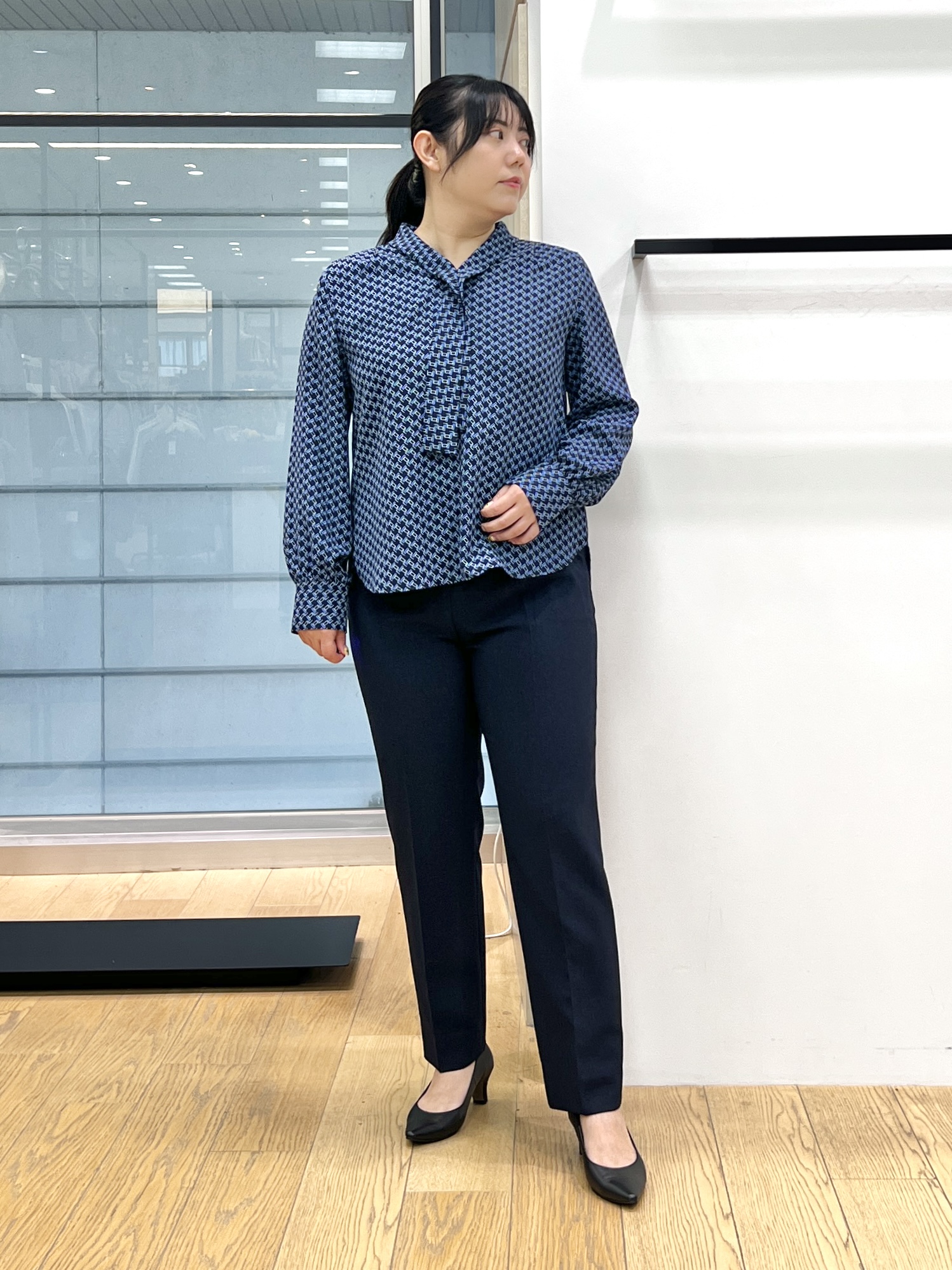 shimaさんの「INDIVI｜【洗える／通勤／スーツ】メランジストレッチ テーラードカラージャケット」を使ったコーディネート
