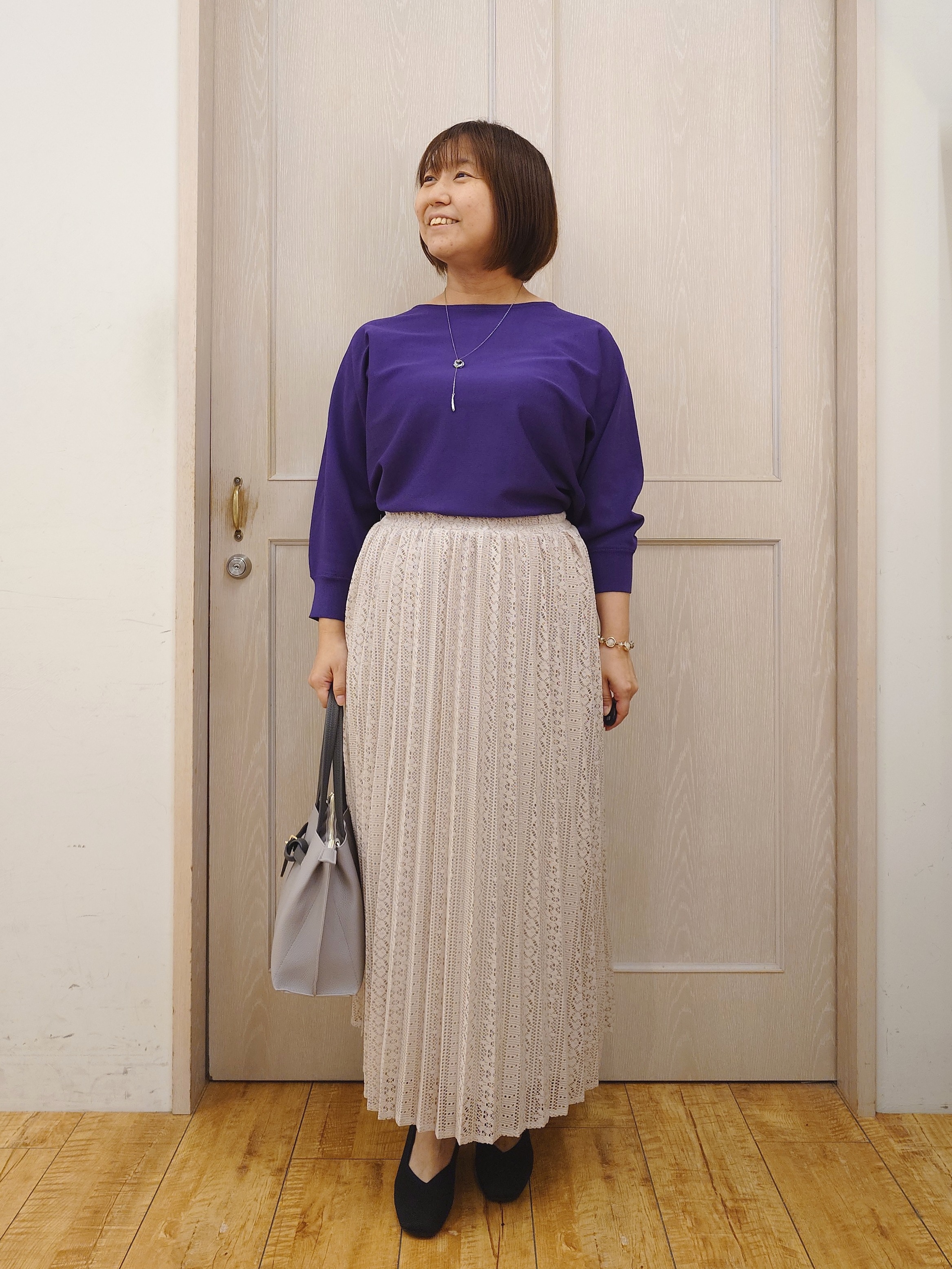 とろろさんの「SHOO･LA･RUE｜【洗濯機可】軽やかさらタッチ インせず着られる すっきり見えドルマンニット」を使ったコーディネート