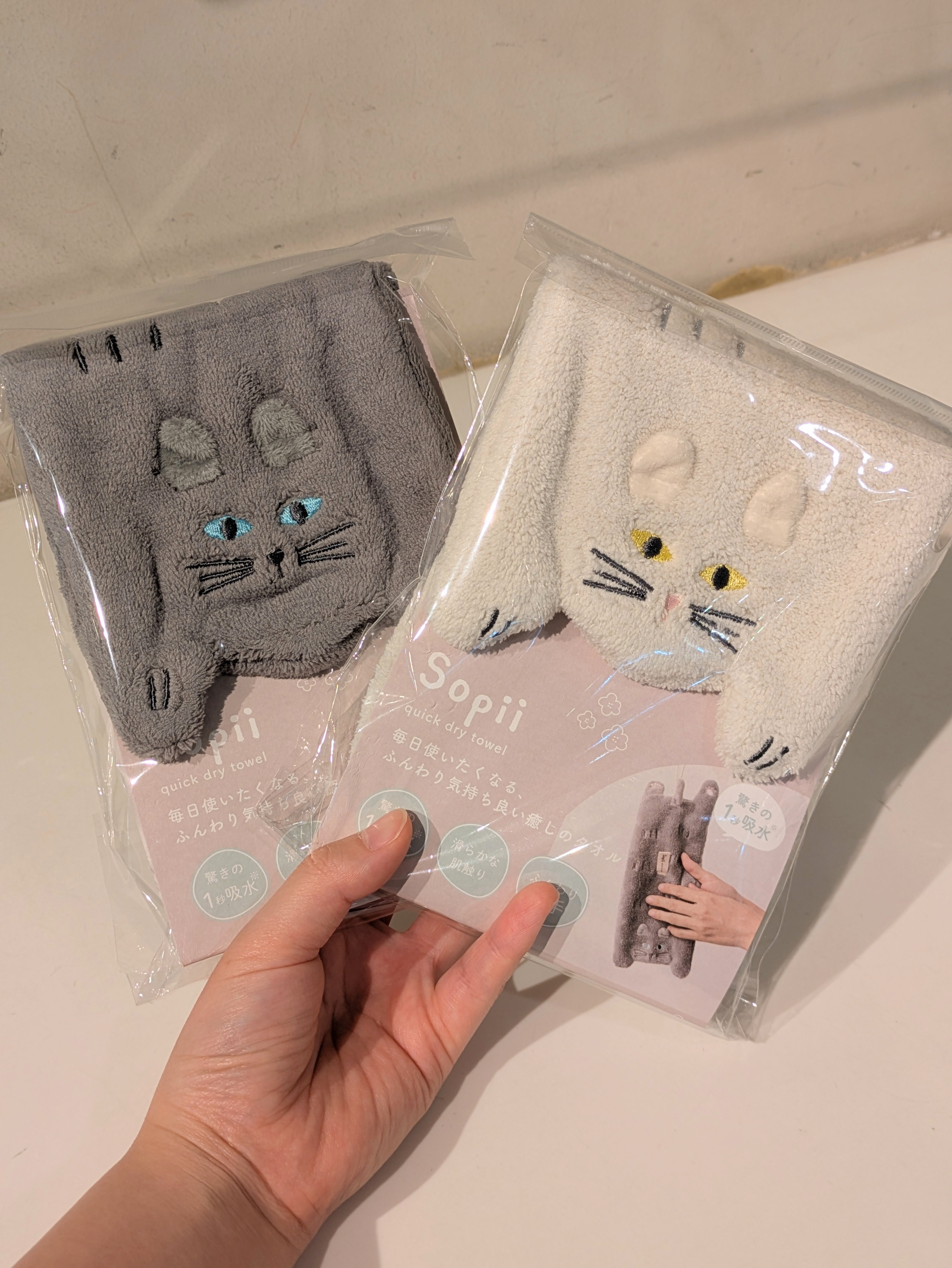 しましまさんの「212 KITCHEN STORE｜きらきらキッツチンスポンジ ネコ BK」を使ったコーディネート
