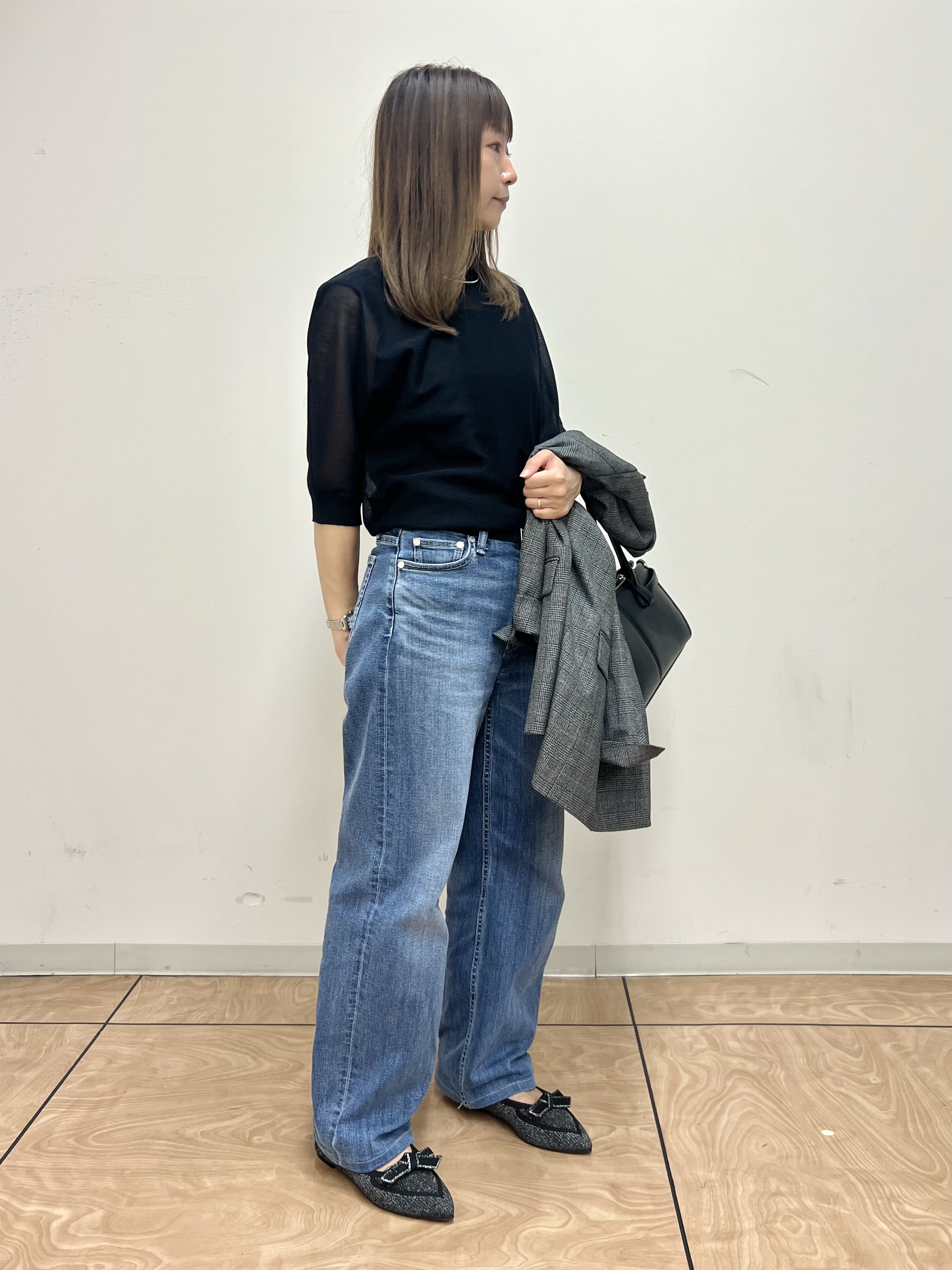カナさんの「INDIVI｜【体型カバー／洗える】シアードルマンニット」を使ったコーディネート