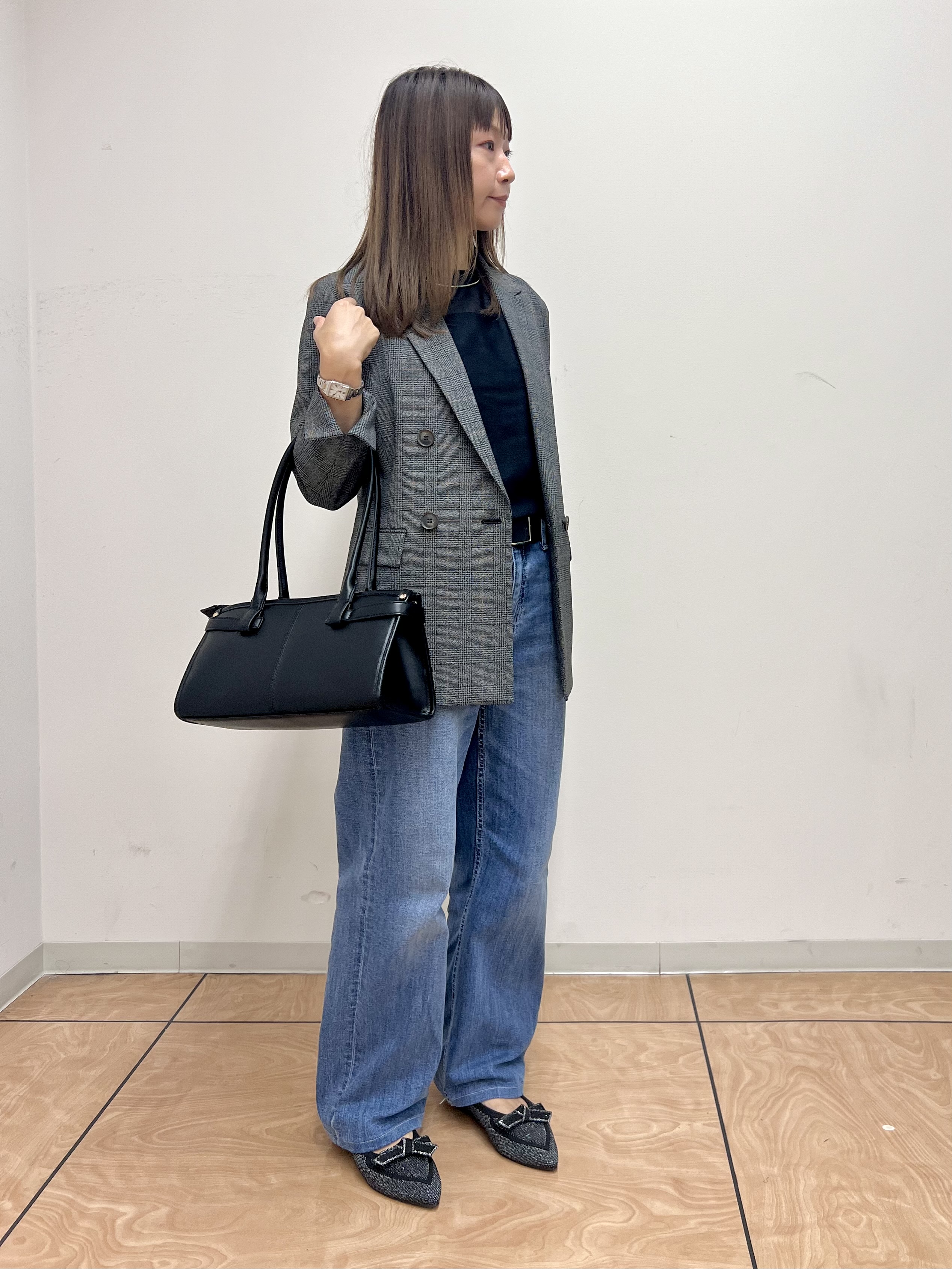 カナさんの「INDIVI｜【体型カバー／洗える】シアードルマンニット」を使ったコーディネート