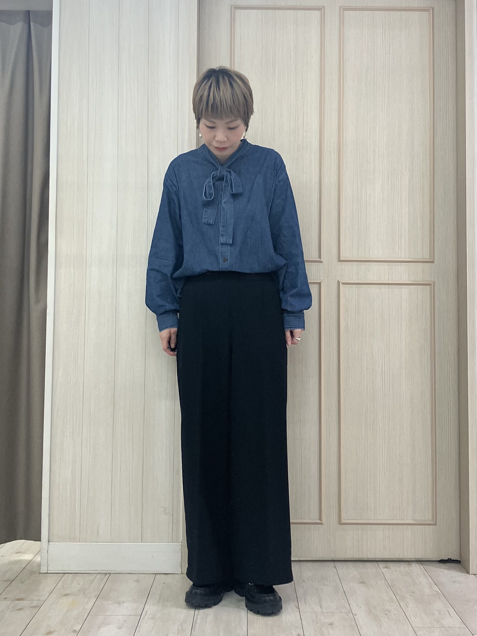 Turnerさんの「SHOO･LA･RUE｜【S-LL】ゆるもこ シャギーニットカーディガン」を使ったコーディネート