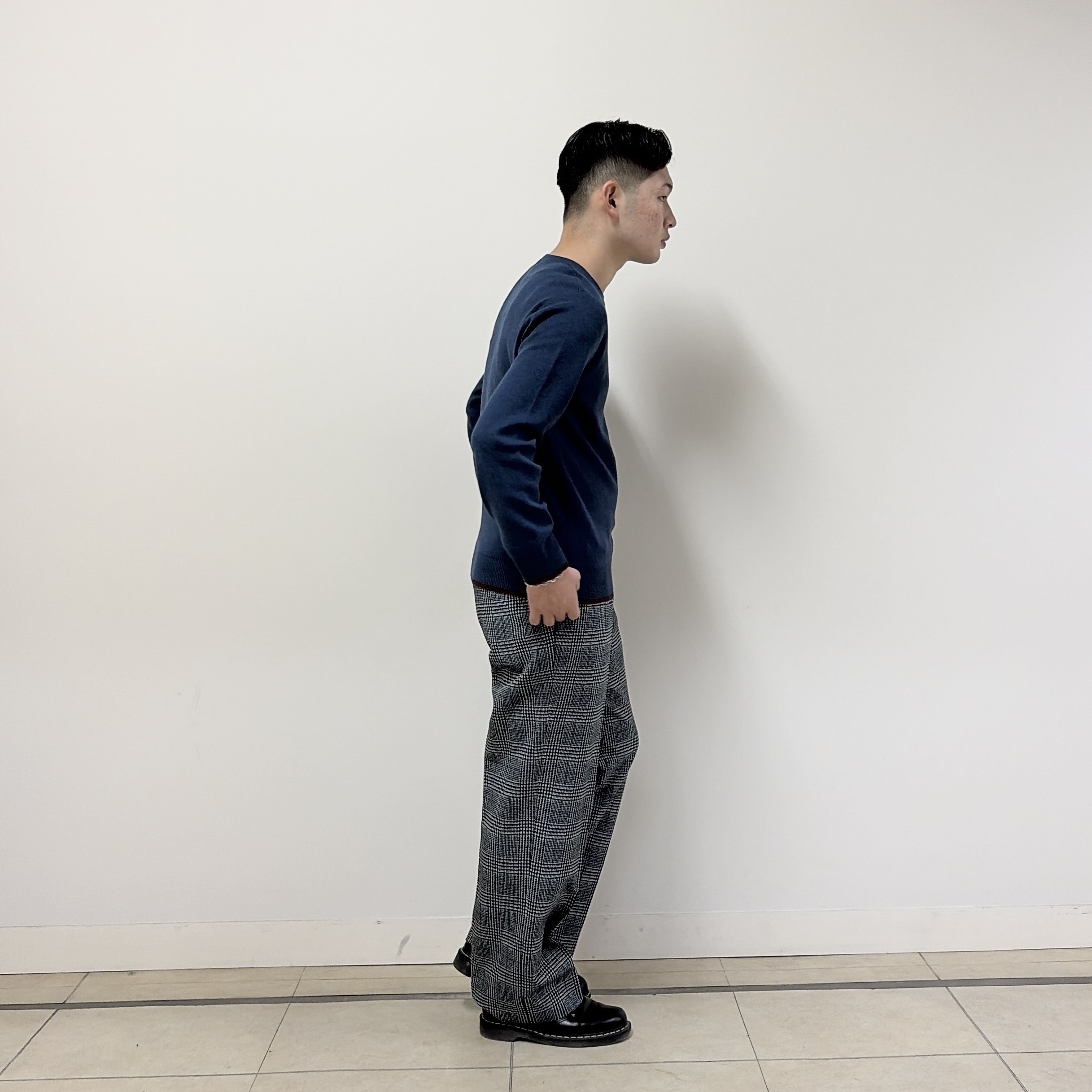 千葉亮太さんの「DRESSTERIOR｜【6色展開/洗濯機可】コットンカシミヤ スムースニット」を使ったコーディネート
