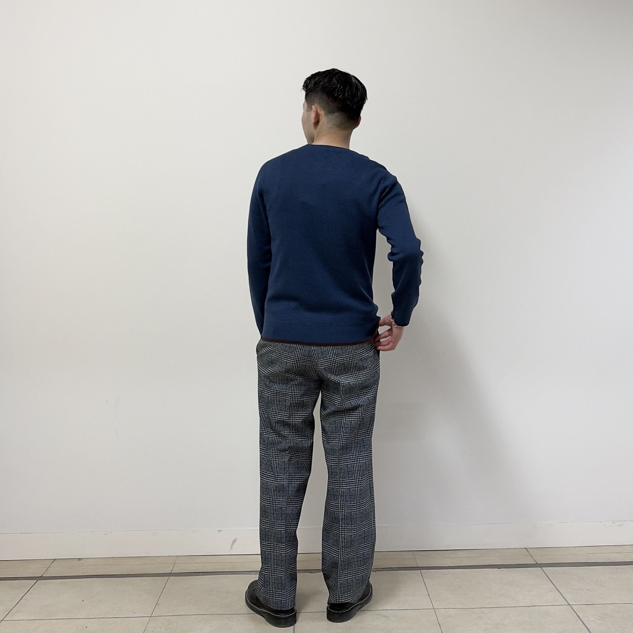 千葉亮太さんの「DRESSTERIOR｜【6色展開/洗濯機可】コットンカシミヤ スムースニット」を使ったコーディネート