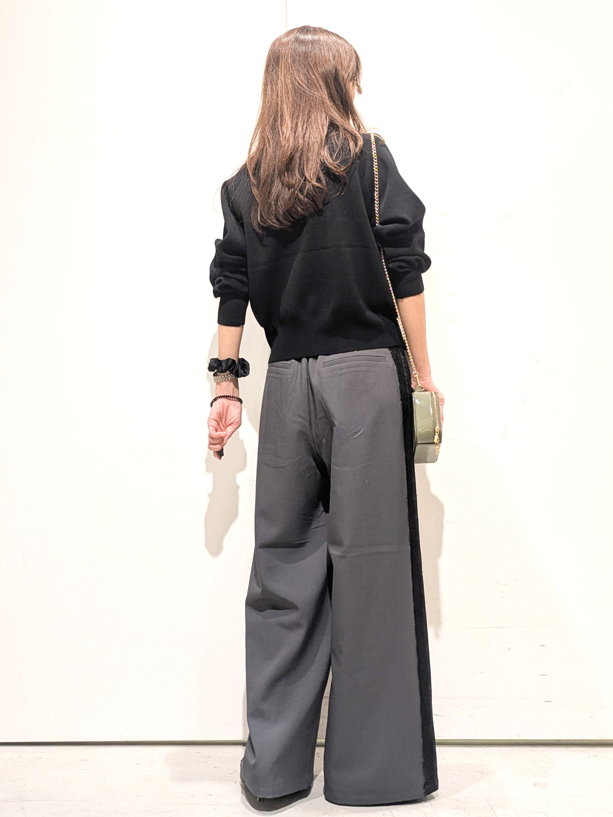 machiさんの「OPAQUE.CLIP｜衿レースニットプルオーバー【洗濯機OK】」を使ったコーディネート